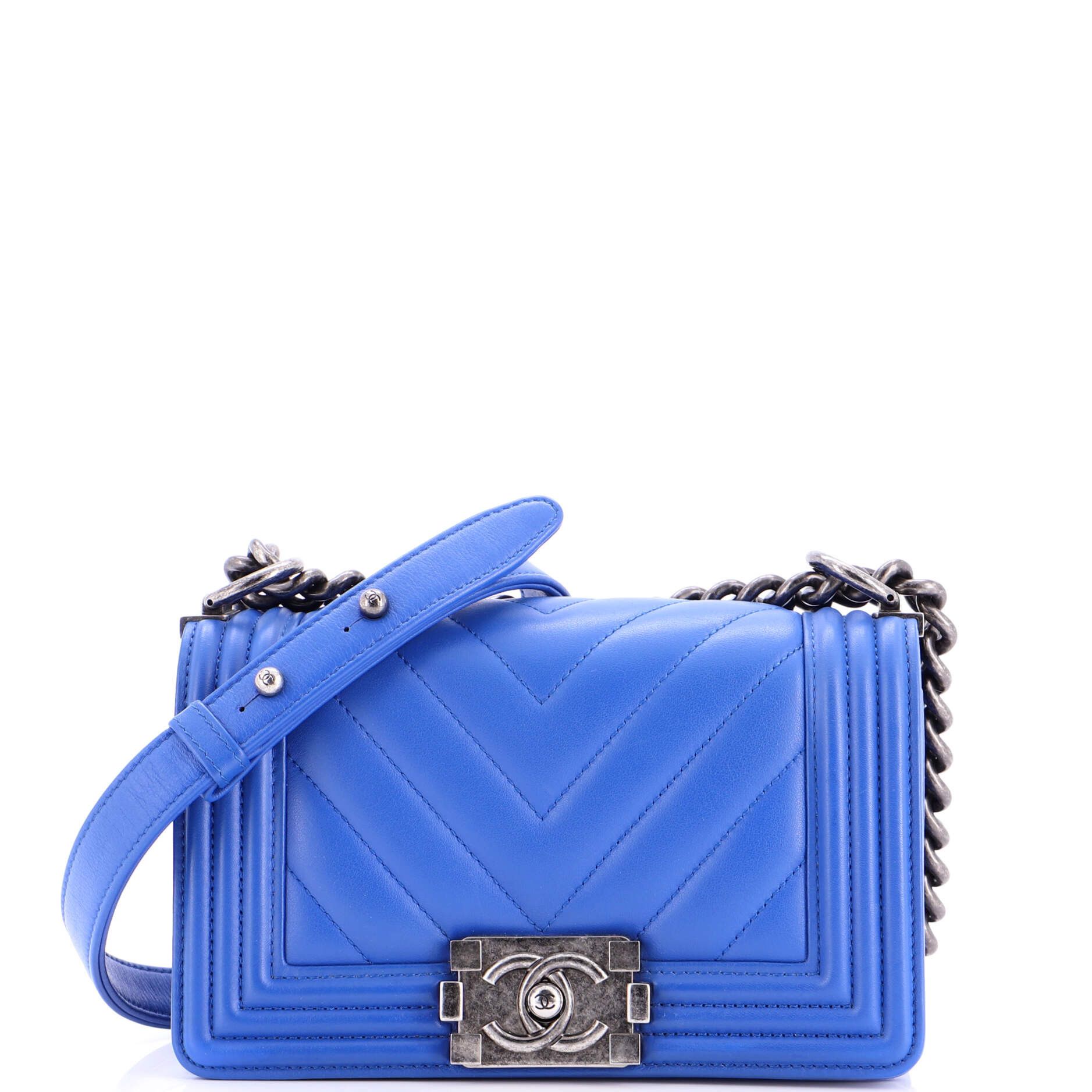 Chanel Boy Flap Bag Size ONE SIZE - 1 Thumbnail