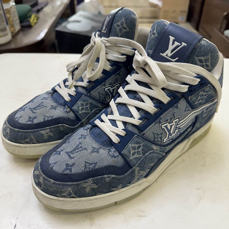 Louis Vuitton Louis Vuitton Blue Trainer Sneakers for Men 0079 Size US 8 / EU 41 - 1 Thumbnail