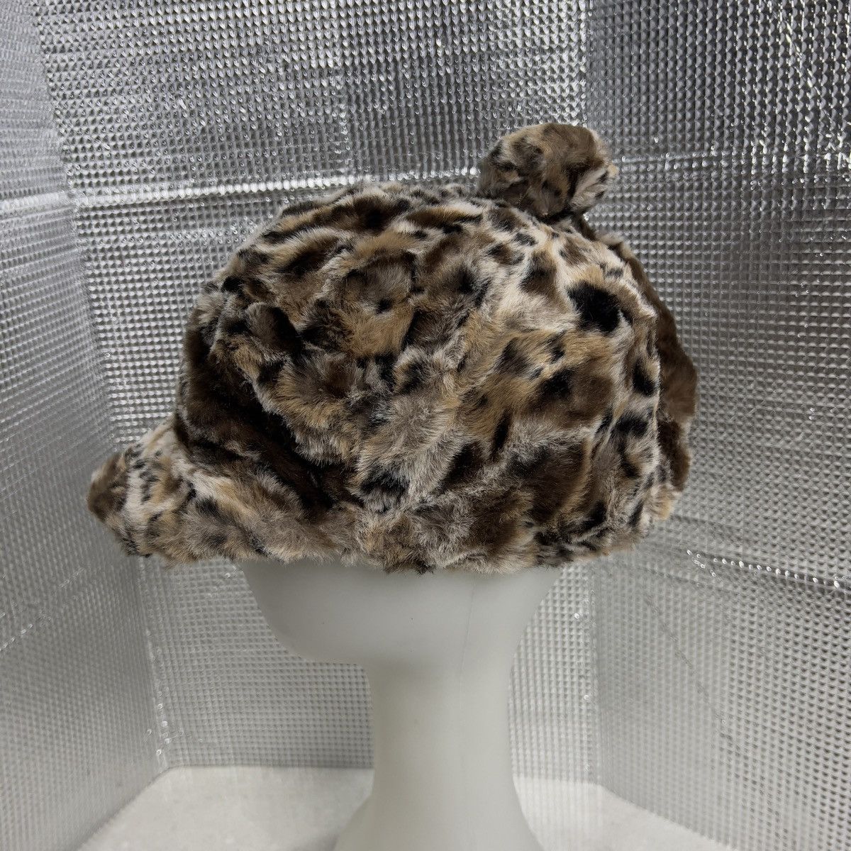 Other Leopard Design By Grevi Made in Italuly Size ONE SIZE - 2 Thumbnail
