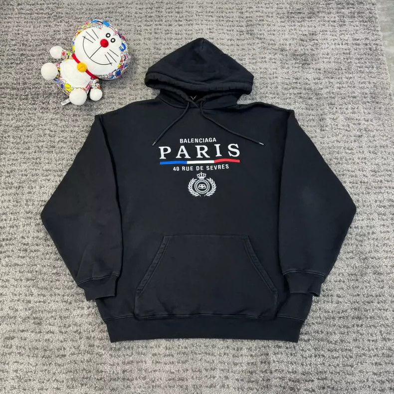 Balenciaga Balenciaga Crown Embroidered Logo Hoodie 2501-Nextarrow Size US S / EU 44-46 / 1 - 1 Thumbnail