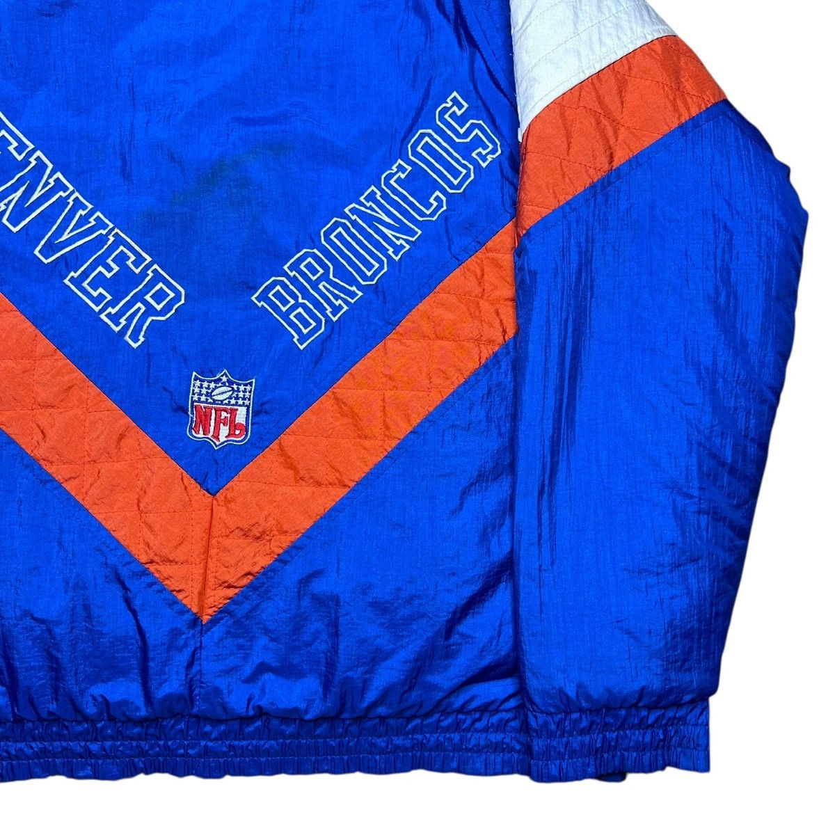Starter Vintage 1990s NFL Denver Broncos Starter Blue Puffer Jacket Size US L / EU 52-54 / 3 - 24 Thumbnail