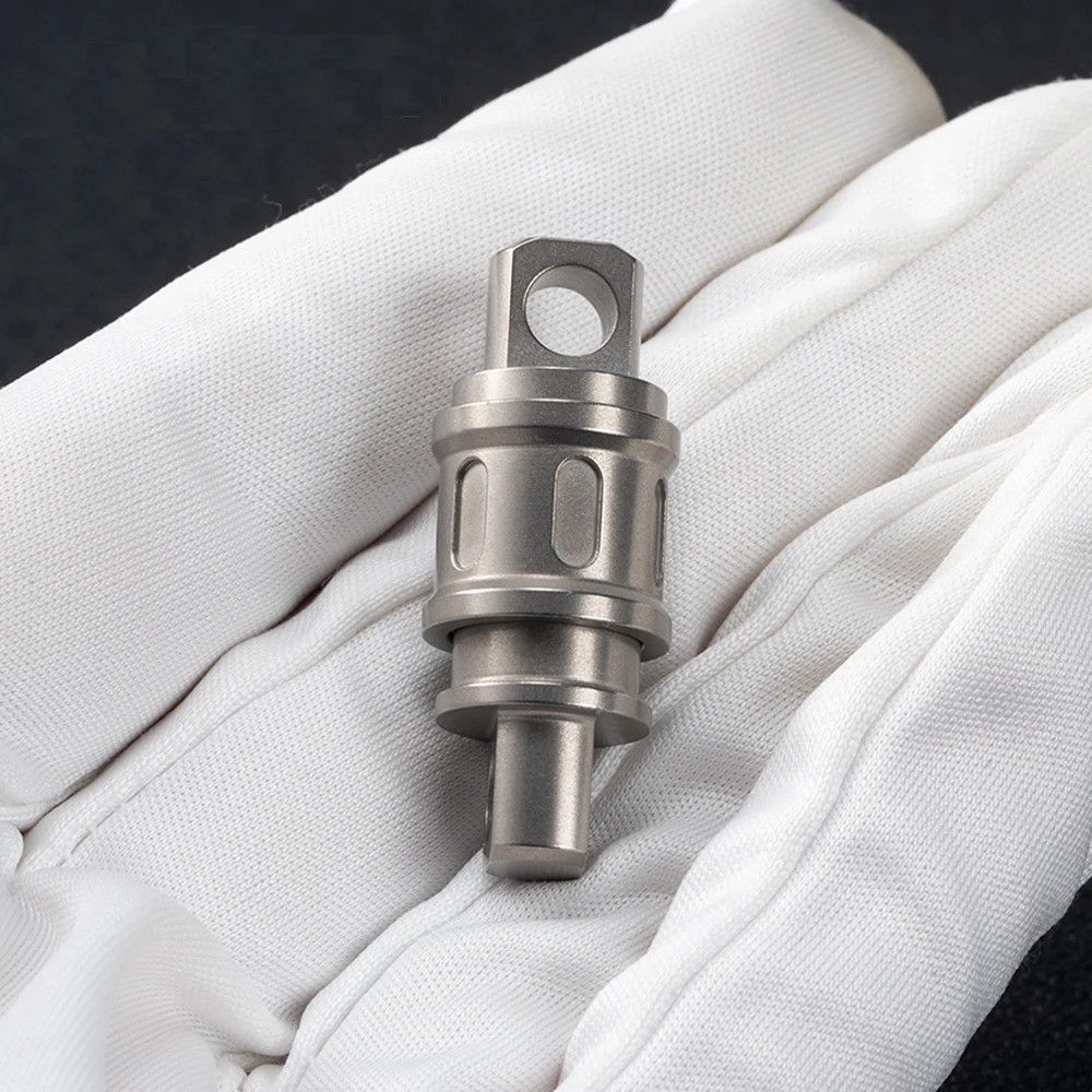 Other Titanium Rotatable Key Ring EDC Keychain Small Size Size ONE SIZE - 2 Thumbnail