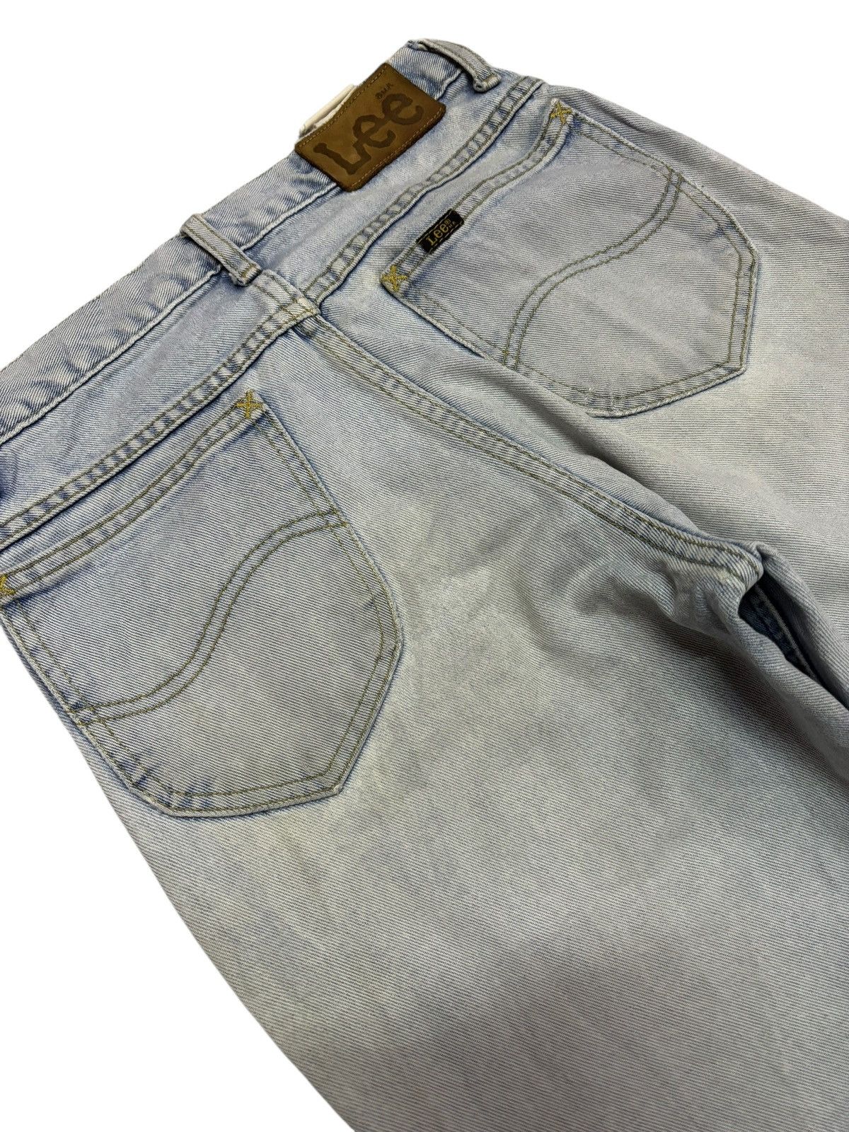 Japanese Brand Vtg Lee Japan Blue Wash Distressed Jeans Size US 26 / EU 42 - 5 Thumbnail
