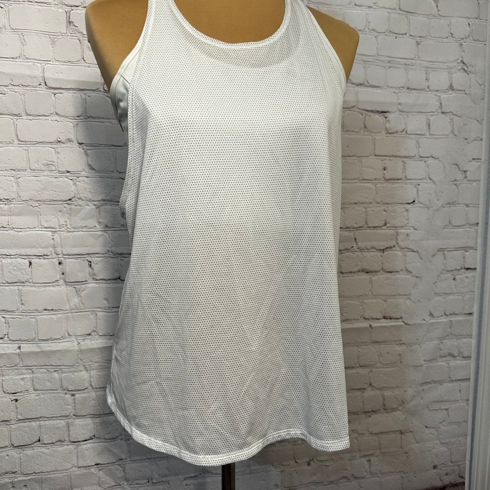 Lululemon Lululemon Tank Top Size L / US 10 / IT 46 - 2 Thumbnail