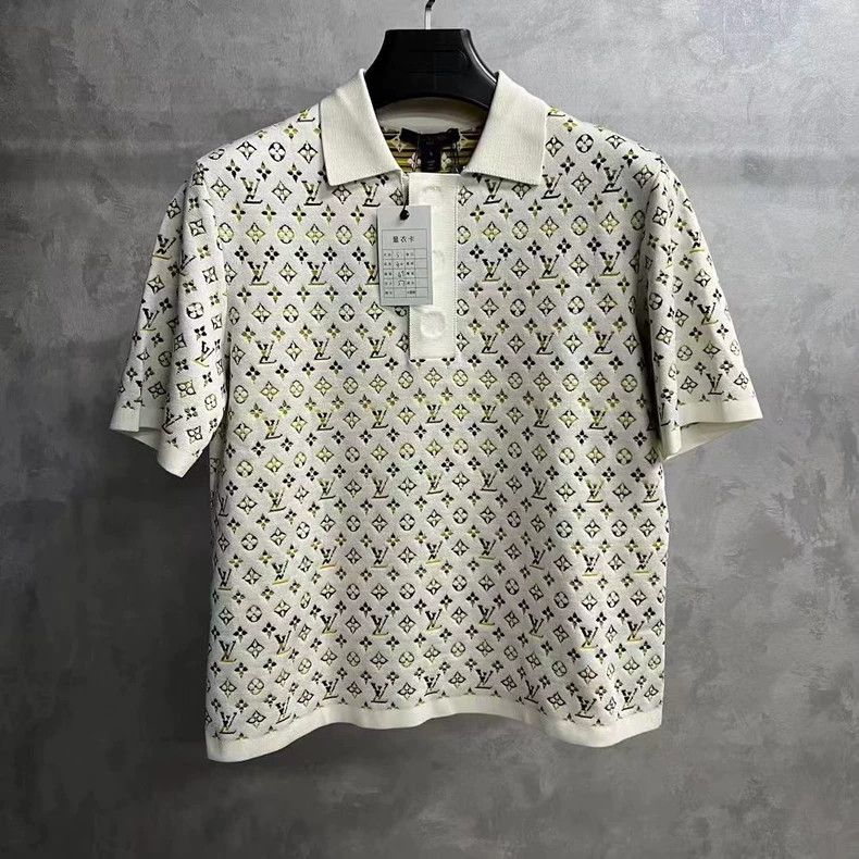 Louis Vuitton Louis Vuitton White Logo Polo Shirt - dmc Size US S / EU 44-46 / 1 - 1 Thumbnail