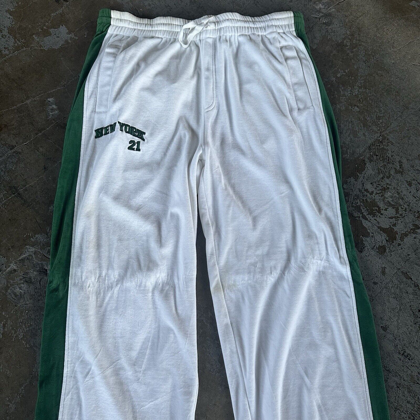 Ed Hardy NWT Vintage Y2K Southpole White New York Velour Track Suit Size US XXL / EU 58 / 5 - 9 Thumbnail