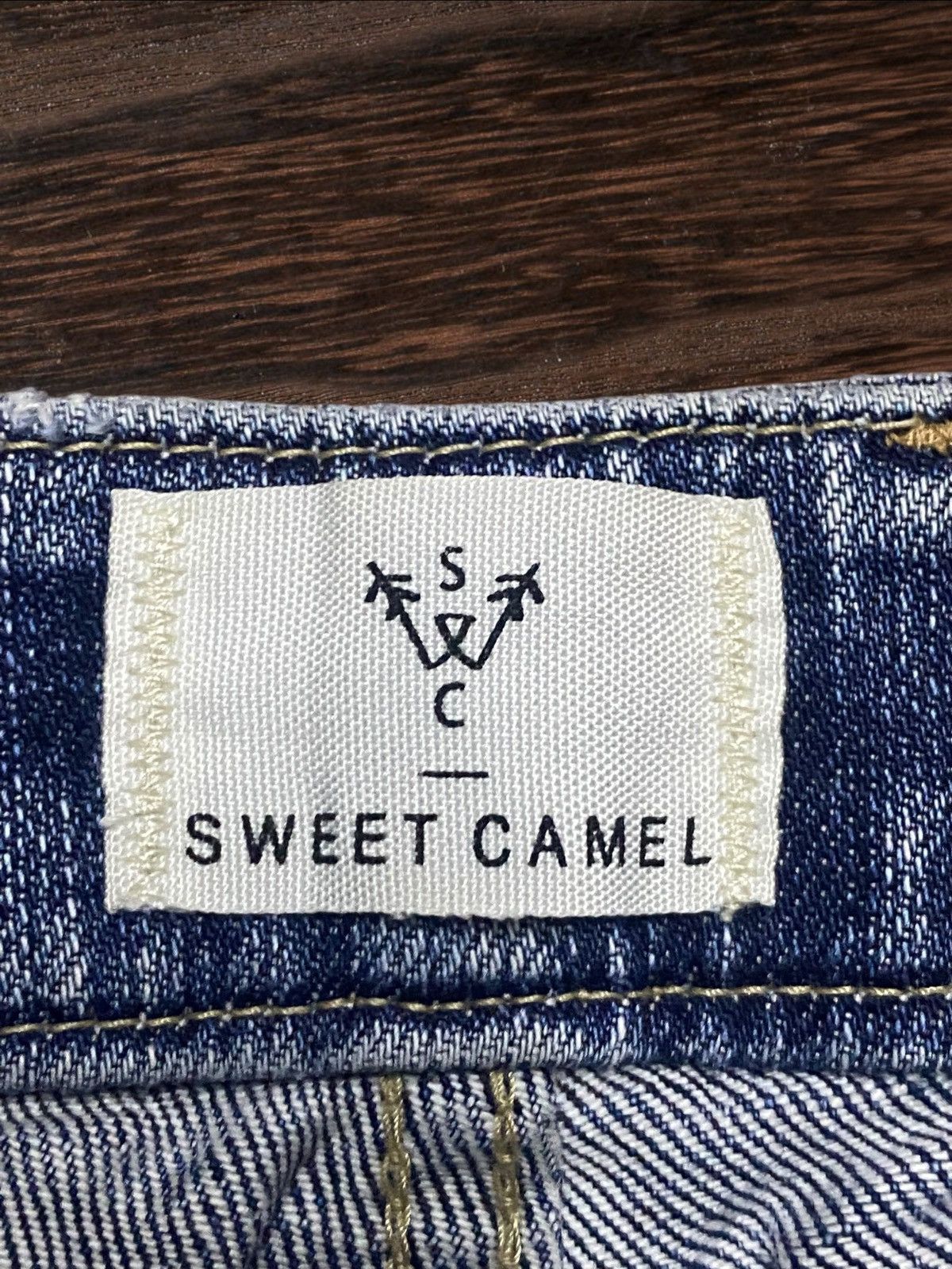 Japanese Brand Vtg Sweet Camel Faded Wash Buckle Back Eye Button Slim Fit Size US 28 / EU 44 - 13 Thumbnail