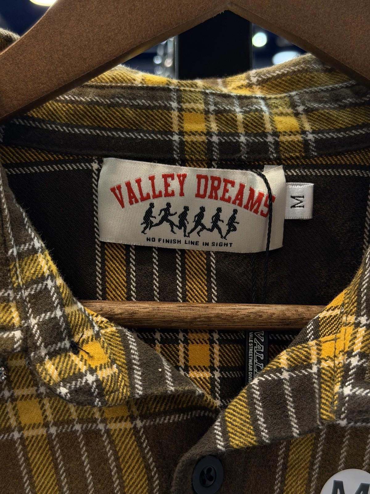 Vale Valley Dreams Crystal Stone Flannel Size (Medium) New Brown Size US M / EU 48-50 / 2 - 4 Thumbnail