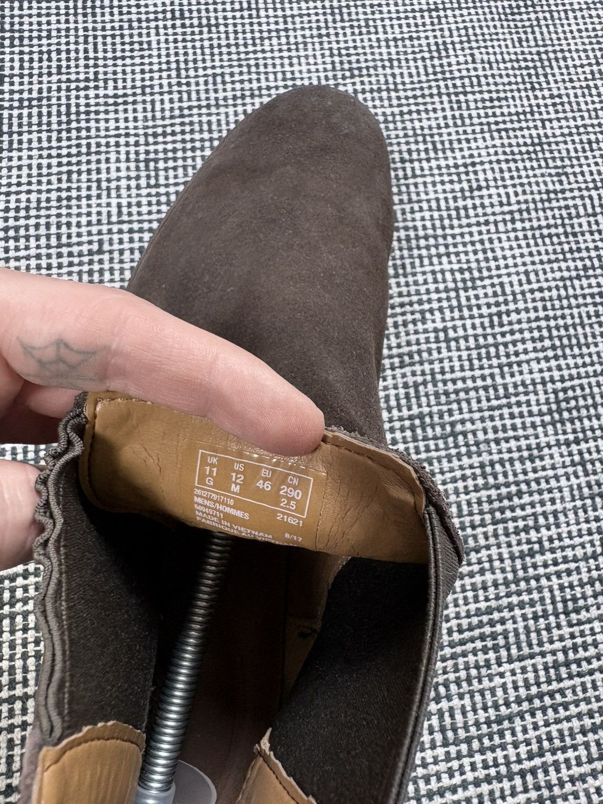 Designer Clarks Chelsea suede brown boots old money casual Size US 12 / EU 45 - 5 Thumbnail