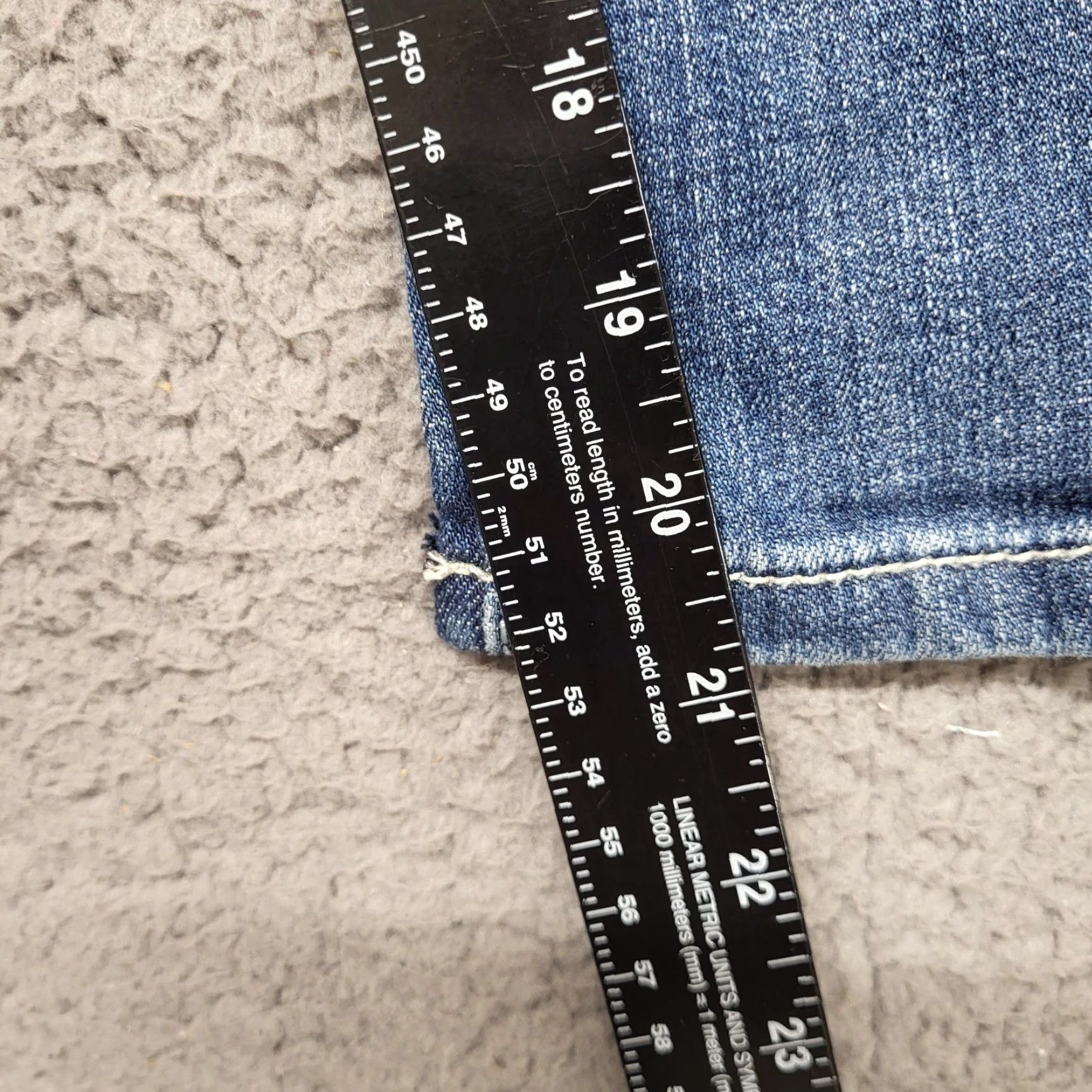 Vintage LA Idol USA Jeans Capris Womens Size 7 W28-L21 Rhinestone Pockets Embroider Blue Jean Capris Women Blue Jeans Size 28" / US 6 / IT 42 - 7 Thumbnail