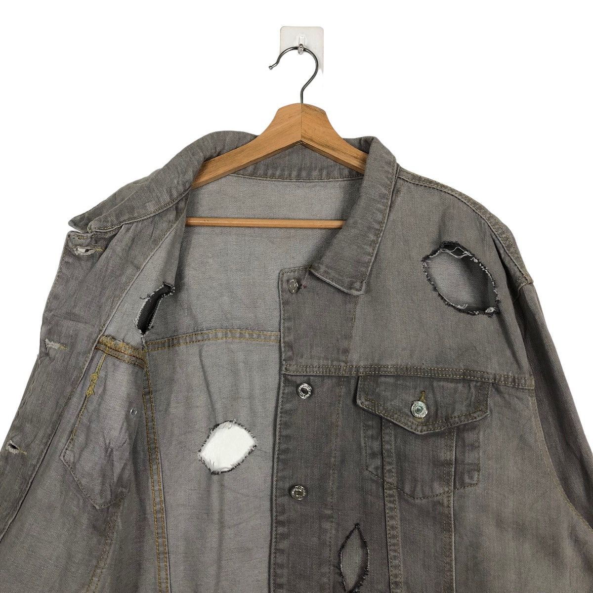 Japanese Brand 🔥Rare Bondage Holes Holes Denim Jacket Balenciaga Style Size US M / EU 48-50 / 2 - 10 Thumbnail