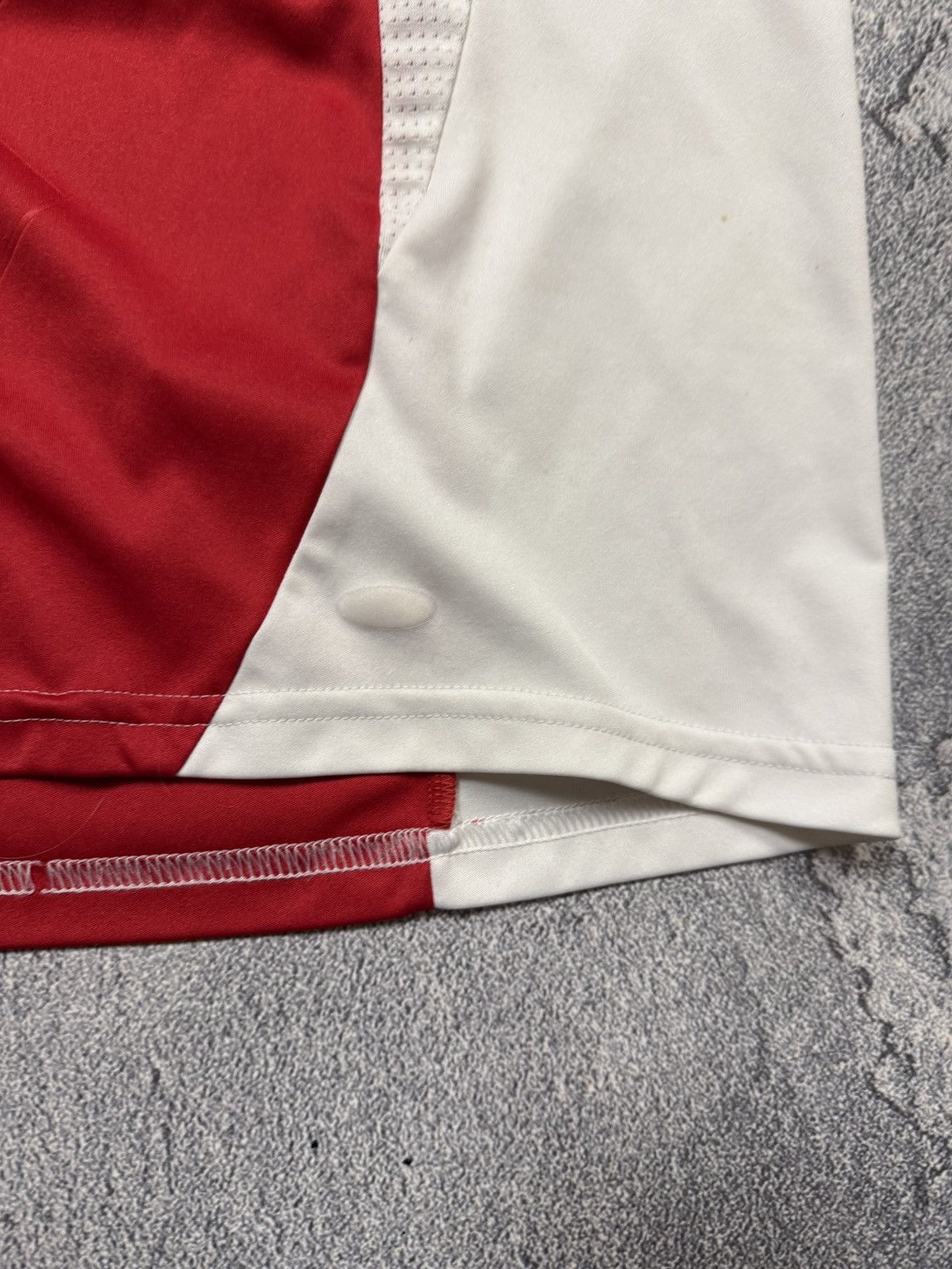 Adidas Vintage Adidas Ajax soccer jersey away rare size M Size US M / EU 48-50 / 2 - 5 Thumbnail