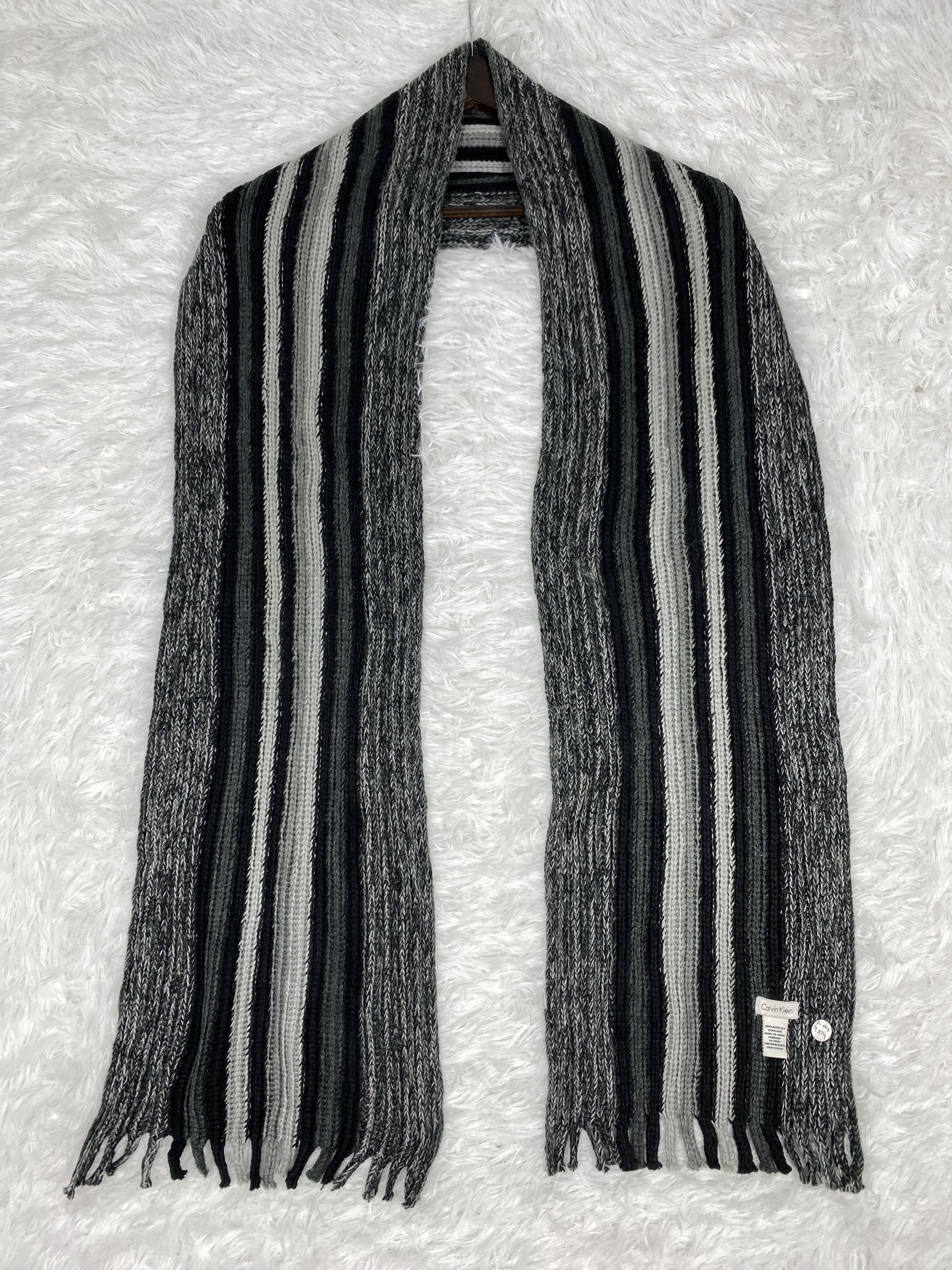 Calvin Klein × Vintage Vintage Calvin Klein Scarf / Muffler Neckwear PM0108 Size ONE SIZE - 1 Thumbnail