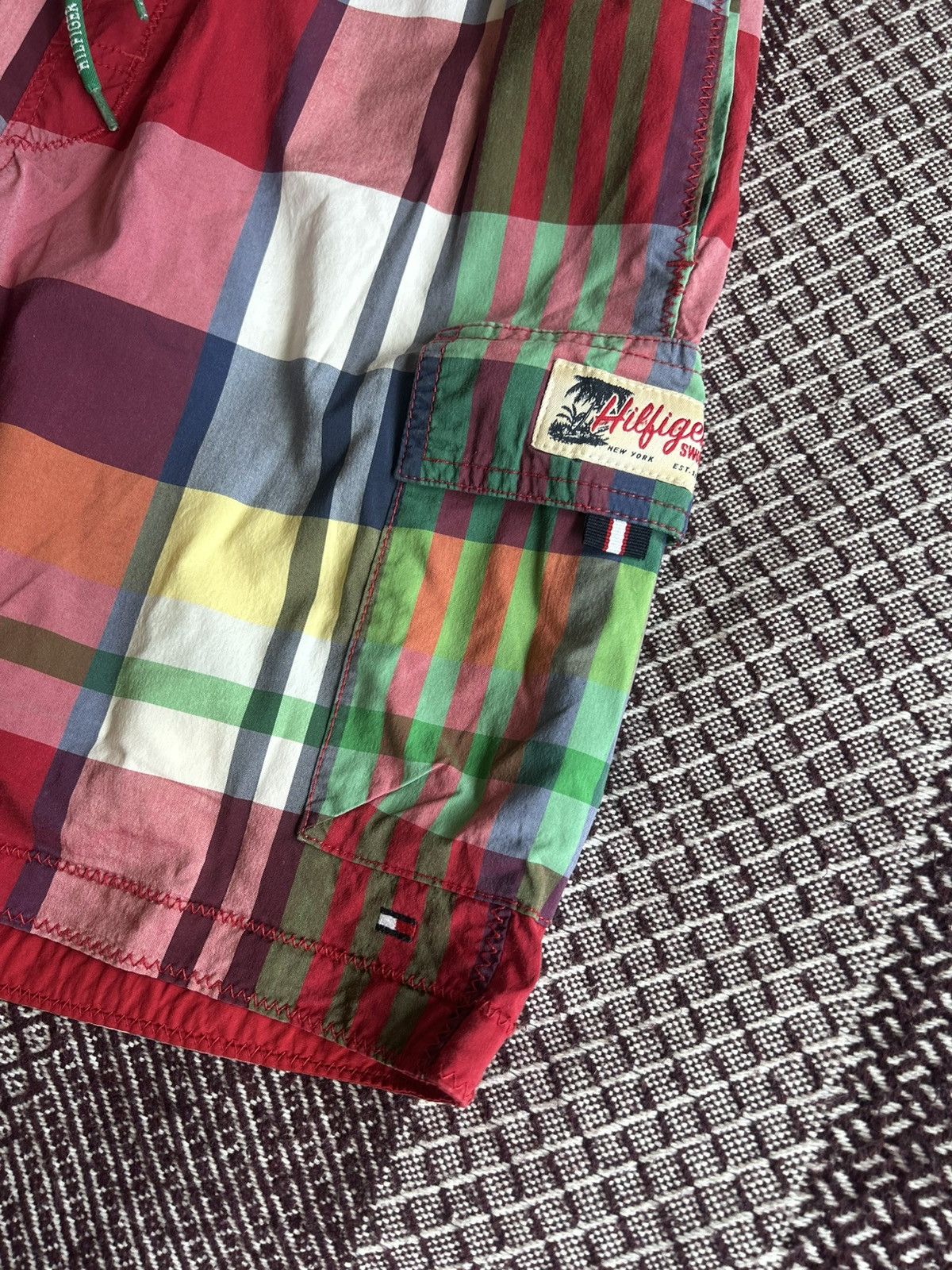 Tommy Hilfiger Vintage Tommy Hilfiger Swim Shorts Multicoloured Size M Size US 34 / EU 50 - 3 Thumbnail