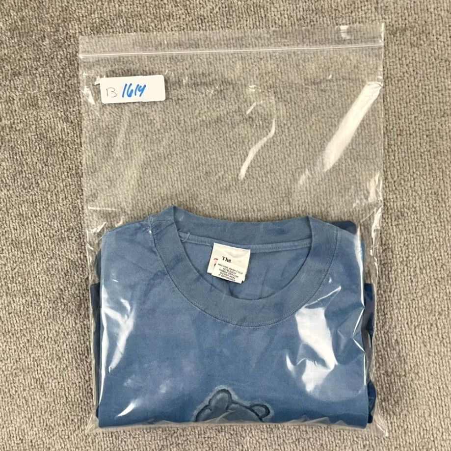 Disney VTG Winnie The Pooh Shirt Mens M Blue Two-Tone Disney Store Tee USA Size US M / EU 48-50 / 2 - 8 Thumbnail