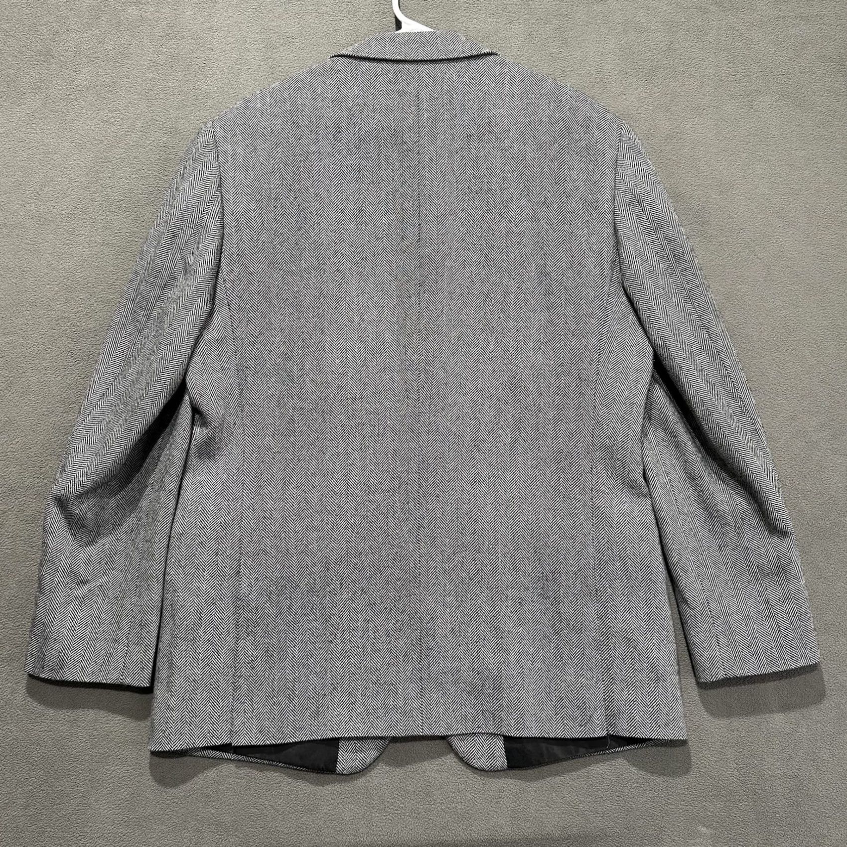 J.Crew J.CREW Blazer Men 44 Regular Gray Herringbone Thompson Jacket Sportcoat 2 Button Size 44R - 2 Thumbnail