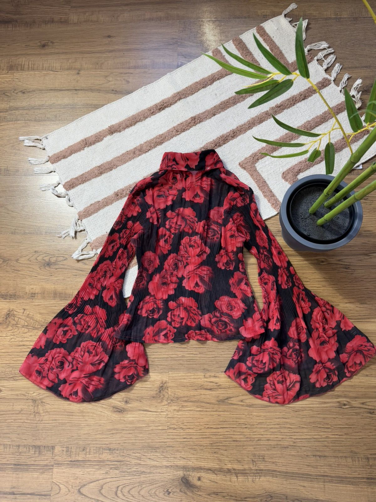 Vintage PLEATED QUILTED MESH ROSE SHIRT BOUSE Size M / US 6-8 / IT 42-44 - 5 Thumbnail