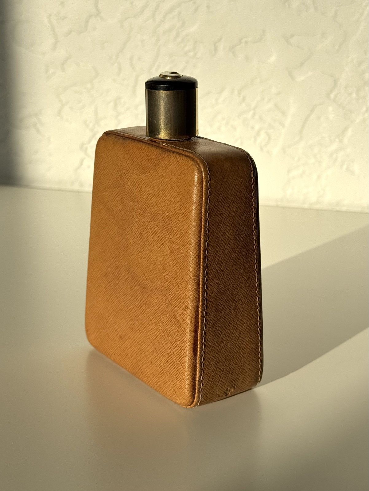 ★0% TAX★ 1980S GUCCI BAR LIQUOR LEATHER FLASK WITH BAKELITE
