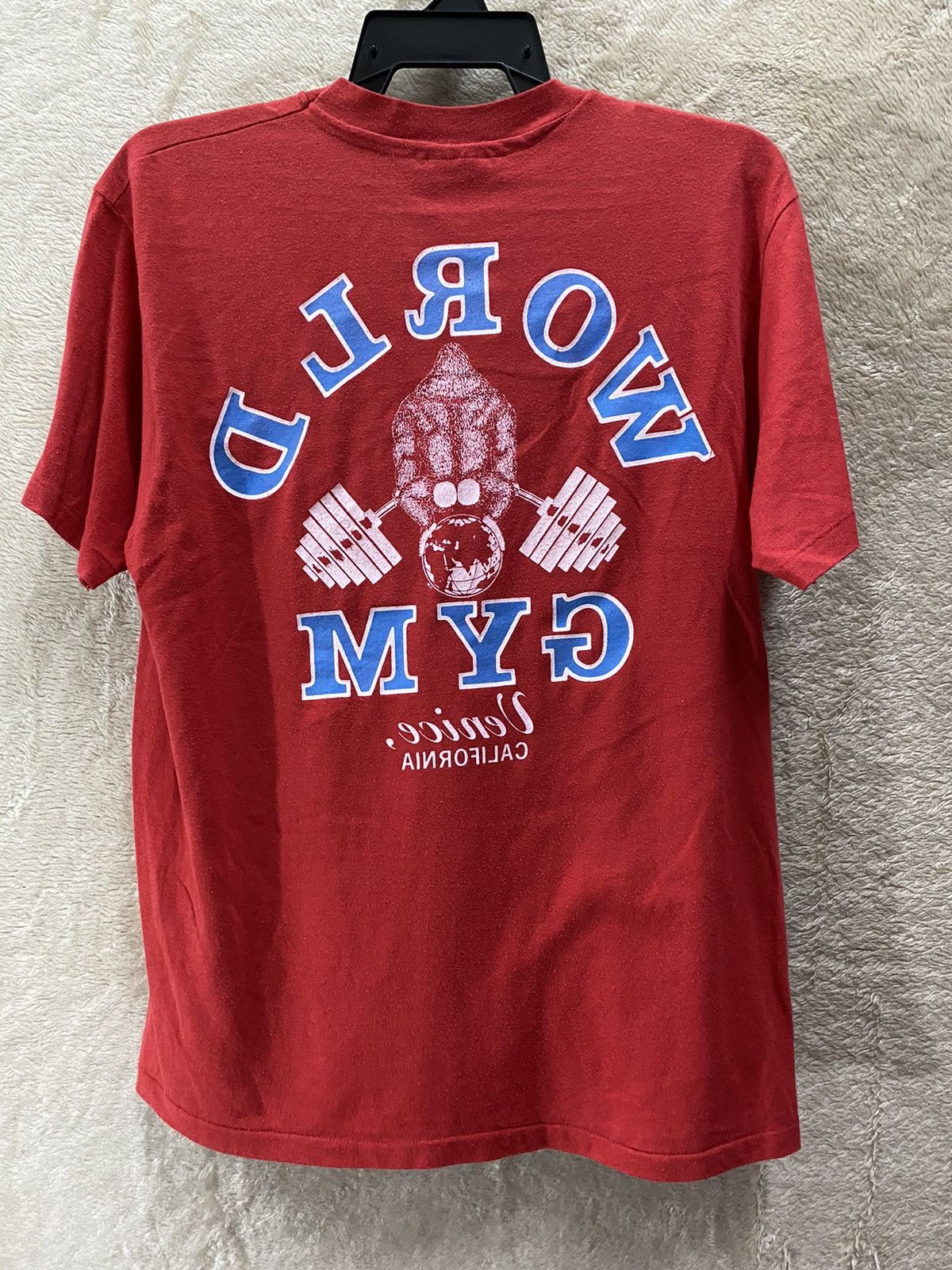 Hanes × Vintage RARE VINTAGE WORLD GYM VENICE CALIFORNIA Size US L / EU 52-54 / 3 - 5 Thumbnail