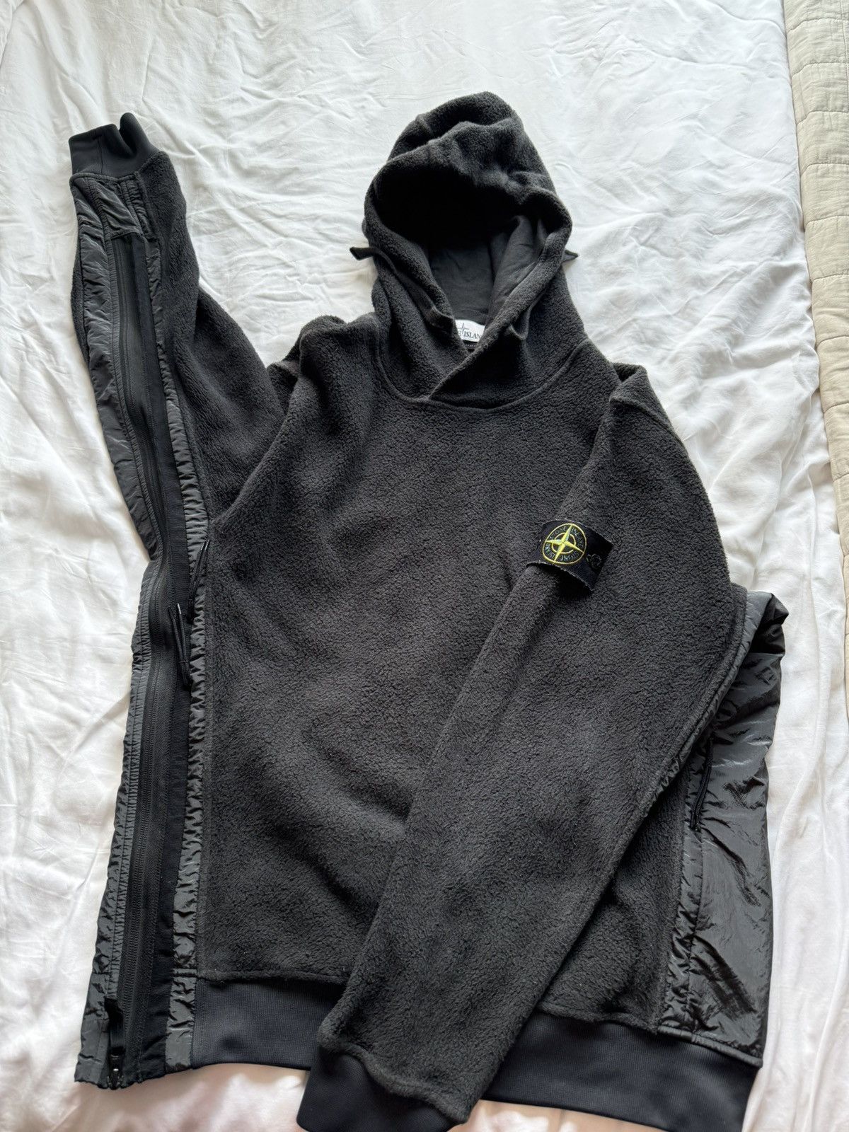 Stone Island Stone Island 61338 Fleece Hoodie in Black Size US L / EU 52-54 / 3 - 1 Thumbnail