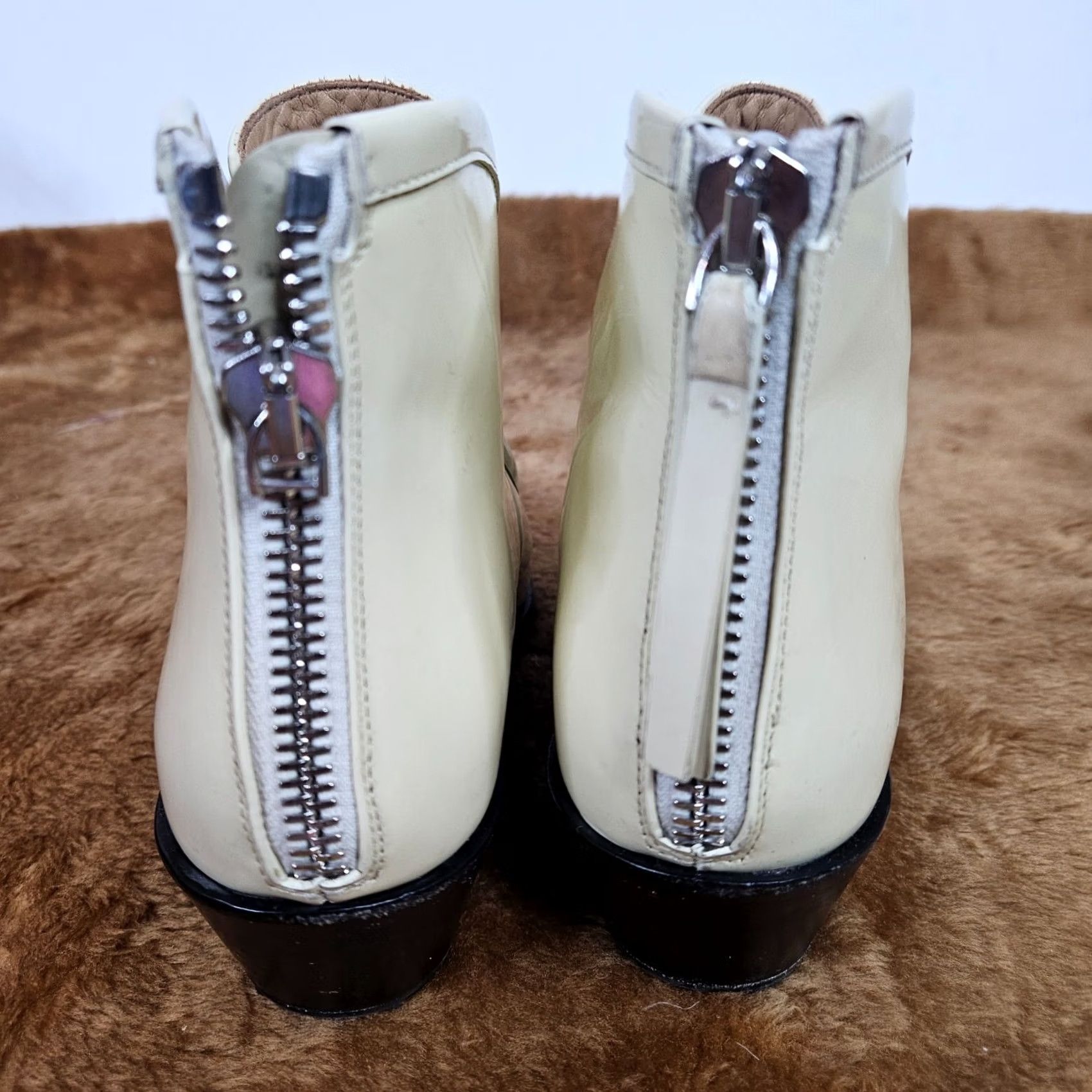 Jil Sander Jil Sander Western Ankle Boots Ivory Pointed Toe Zip Leather Heel Block Size 37 Women Footwear Shoes 37 Ivory Western Boots Womens Size US 7 / IT 37 - 3 Thumbnail
