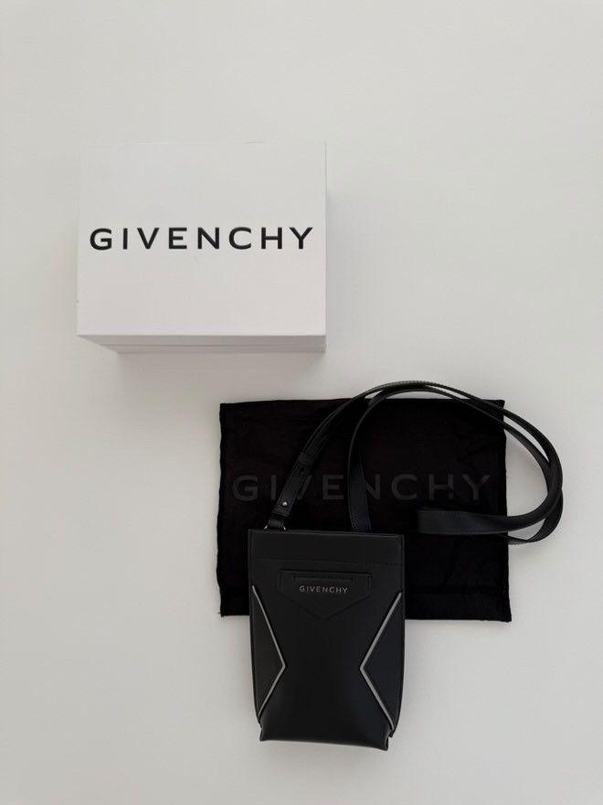 Givenchy Givenchy Cellphone Crossbody Size ONE SIZE - 8 Thumbnail