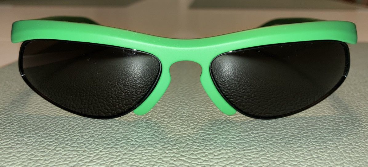 Bottega Veneta Bottega Veneta Acetate Sporty Oval Sunglasses Size ONE SIZE - 1 Thumbnail