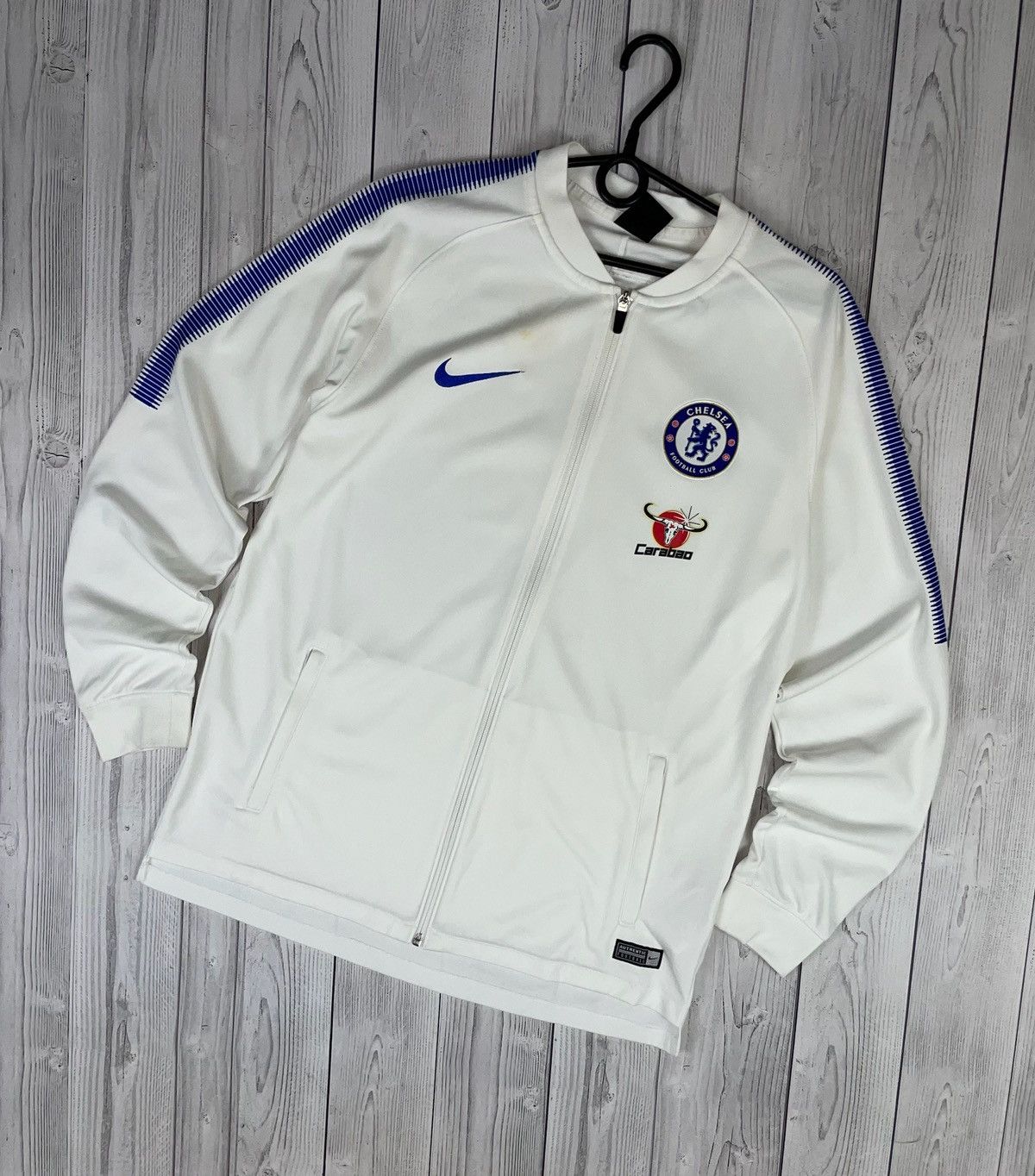 Nike Vintage nike Chelsea white track jacket size L logo Size US L / EU 52-54 / 3 - 1 Thumbnail