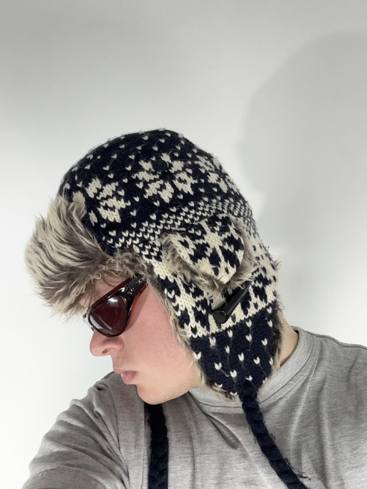 Le Grande Bleu (L.G.B.) Vintage Y2K Fuzzy Fur Ushanka Hat if six was nine LGB Style Size ONE SIZE - 11 Thumbnail