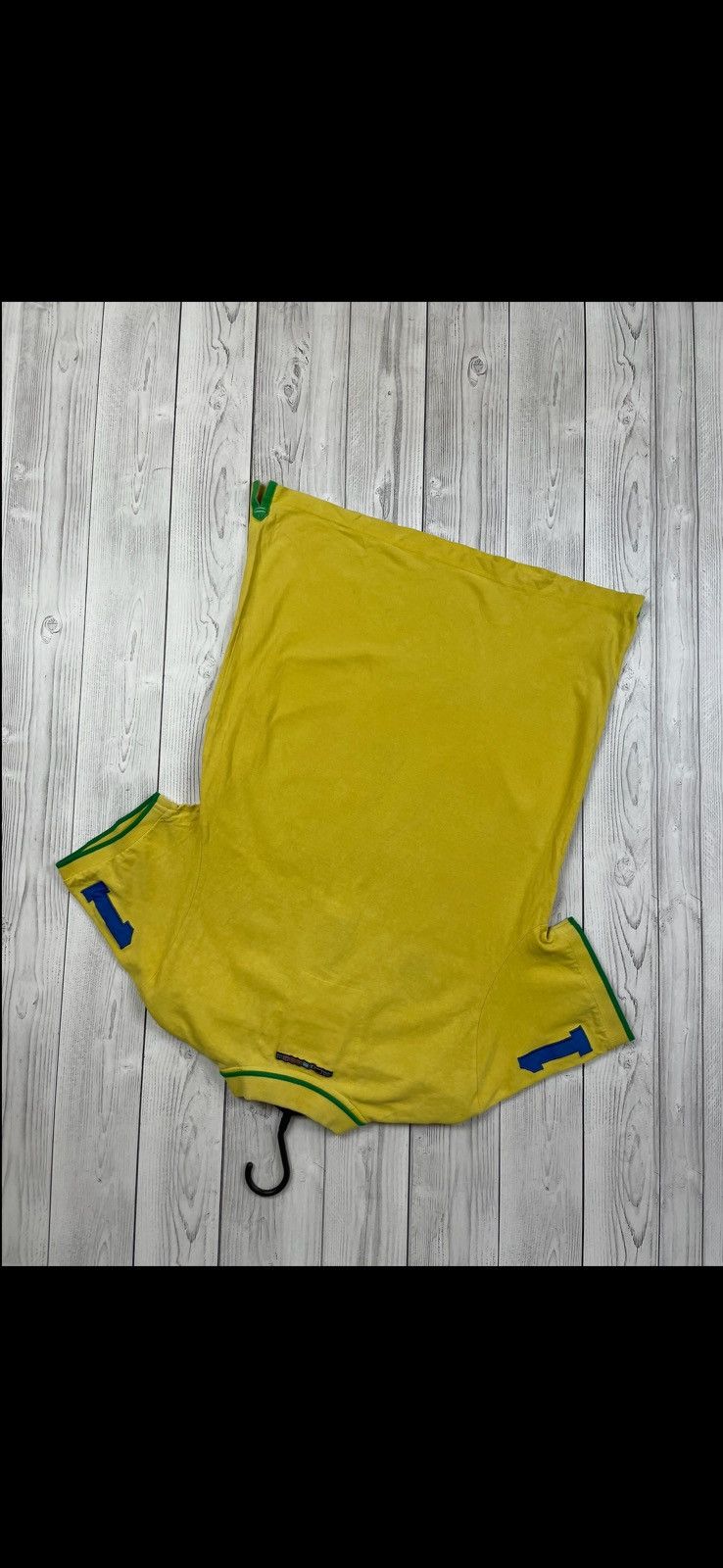 Vintage Vintage Brazil soocer polo world tour big logo rare size M Size US M / EU 48-50 / 2 - 4 Thumbnail