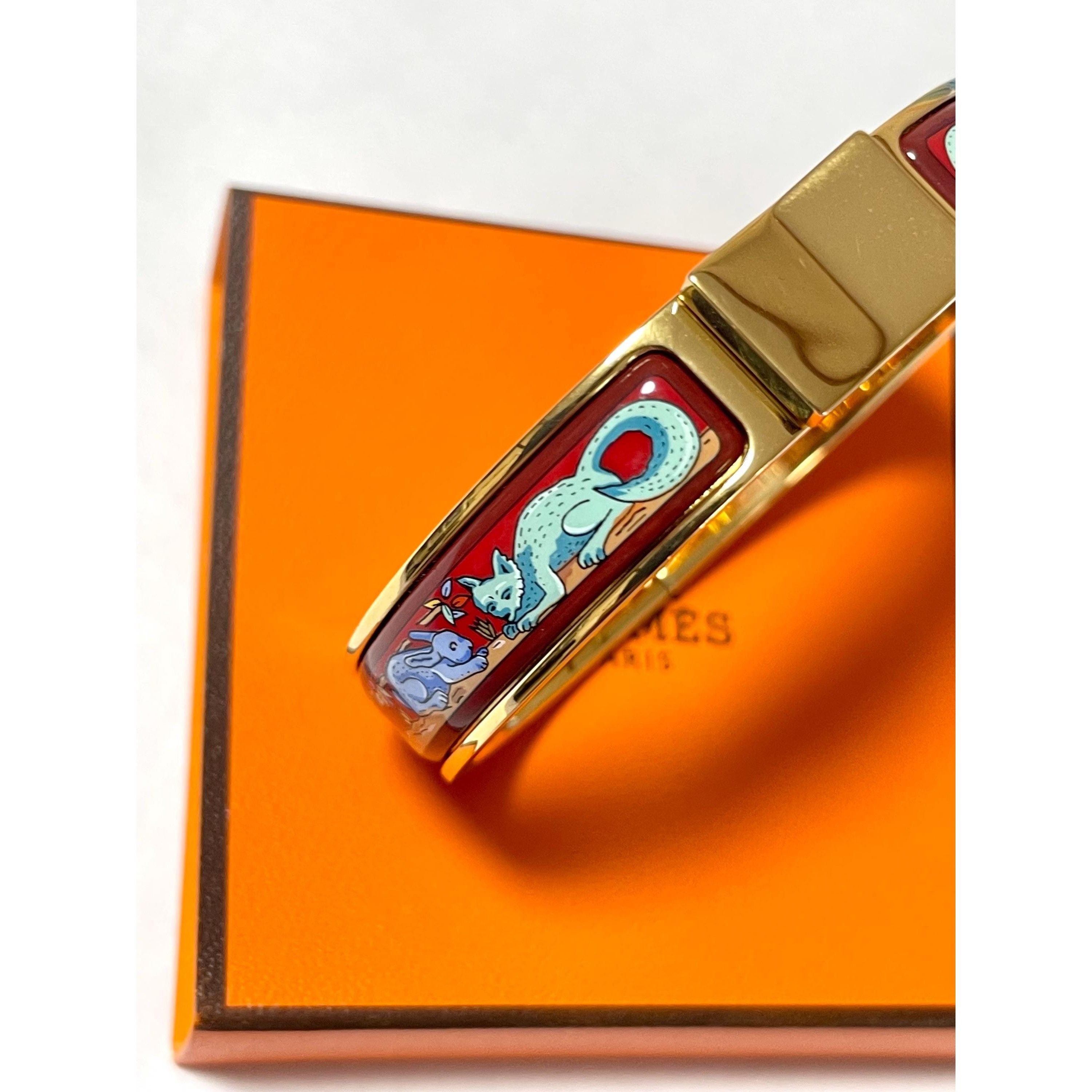 Hermes Vintage Hermes cloisonne enamel golden bangle, rabbit,fox Size ONE SIZE - 7 Thumbnail