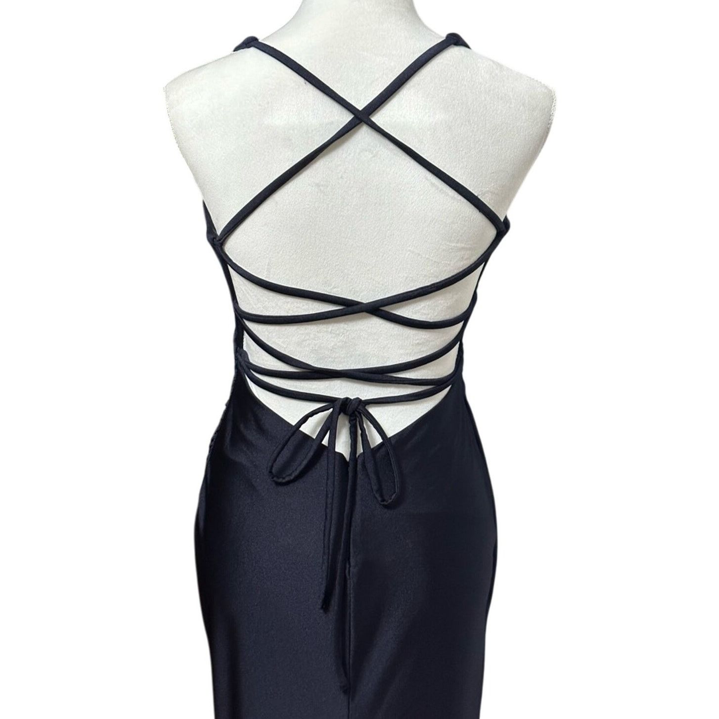 Other La Femme Ruched Maxi Mermaid Gown Lace-Up Thin Straps 2 NWT Size XS / US 0-2 / IT 36-38 - 6 Thumbnail