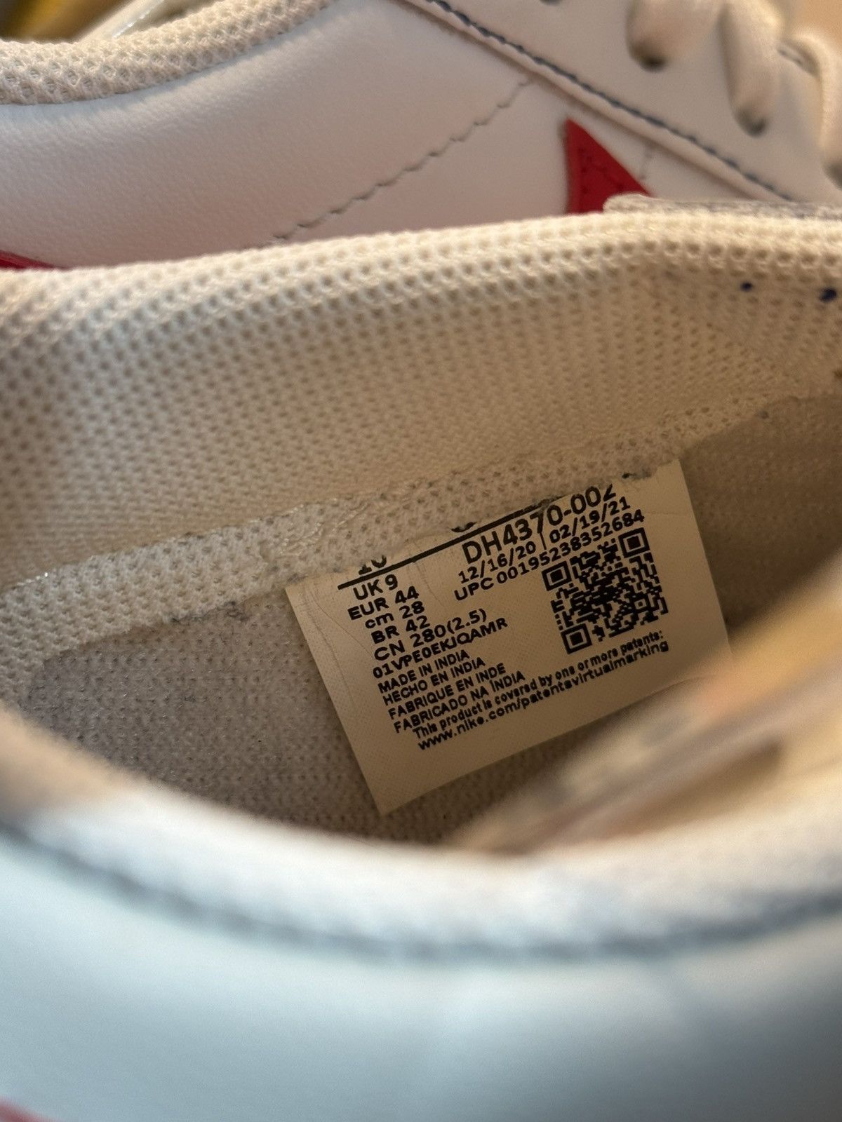 Nike BLAZER LOW '77 PREMIUM Size US 10 / EU 43 - 8 Thumbnail