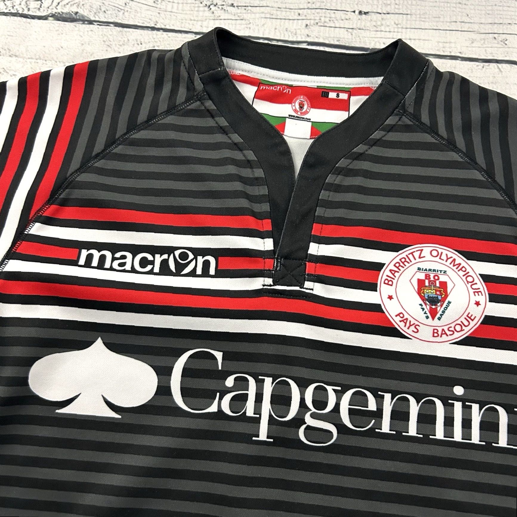 Macron Macron Biarritz Short Sleeve Rugby Jersey Shirt Men S Black Size US S / EU 44-46 / 1 - 4 Thumbnail