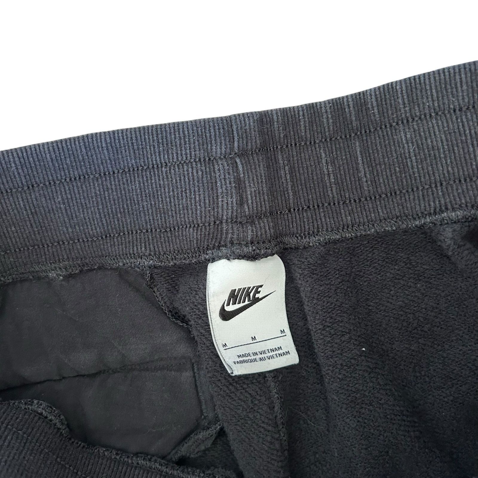 Nike Nike Black Sweat Shorts Sz M Size 30" / US 8 / IT 44 - 2 Thumbnail