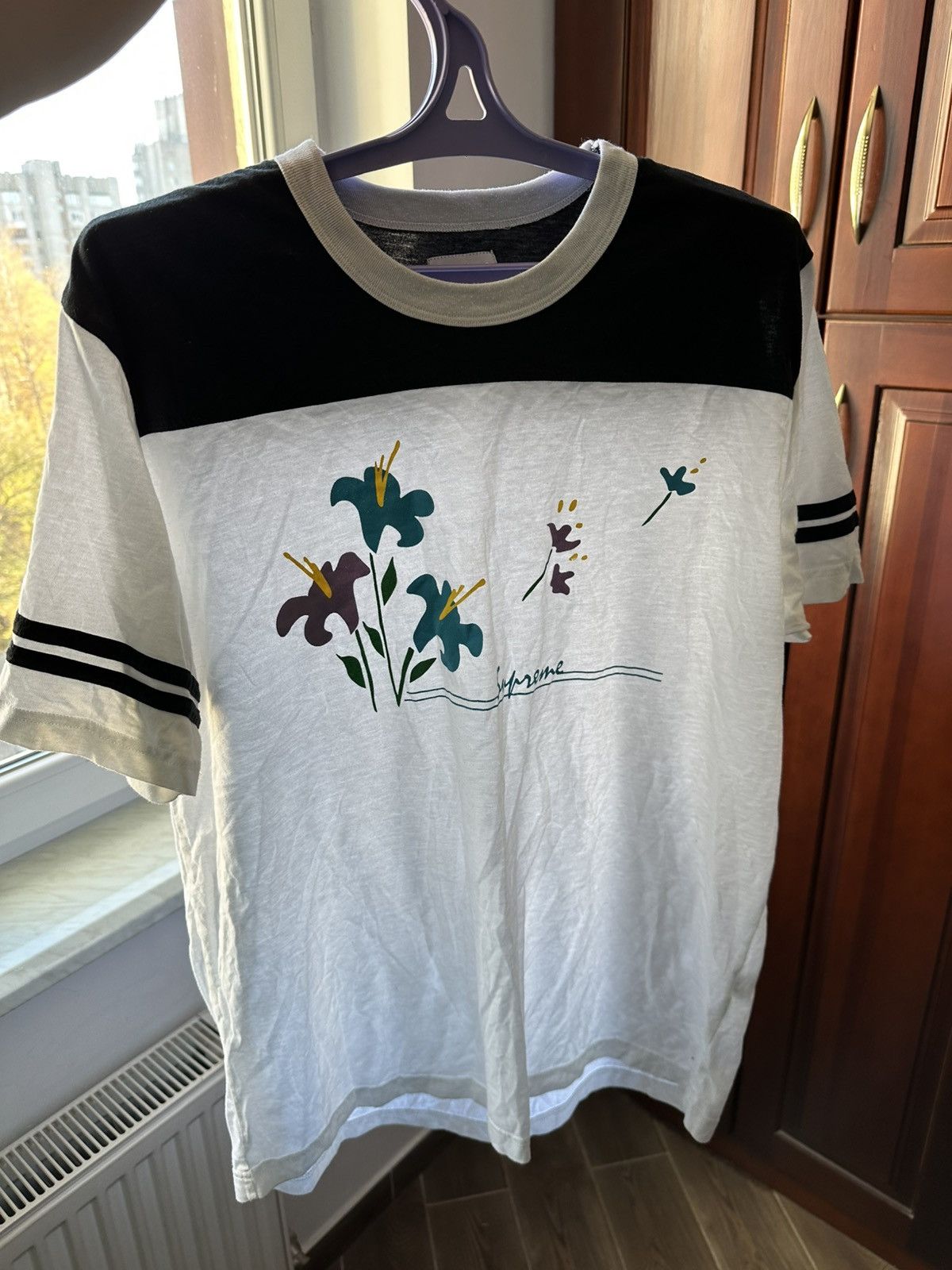 Supreme Supreme Luxury T-Shirt Size US L / EU 52-54 / 3 - 11 Thumbnail