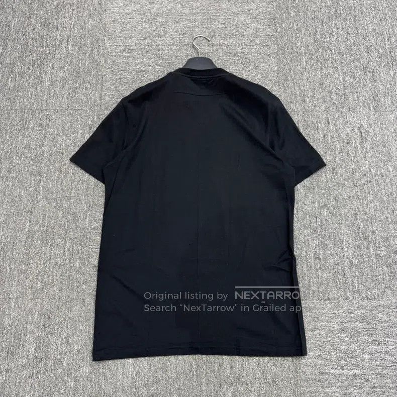 Givenchy Givenchy Silk Mesh Short Sleeve Size: M Shoulder Size US M / EU 48-50 / 2 - 5 Thumbnail