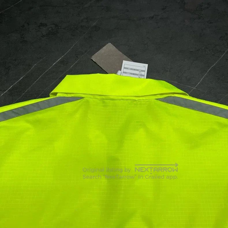 Balenciaga Balenciaga Yellow Black Windbreaker. Size US L / EU 52-54 / 3 - 5 Thumbnail