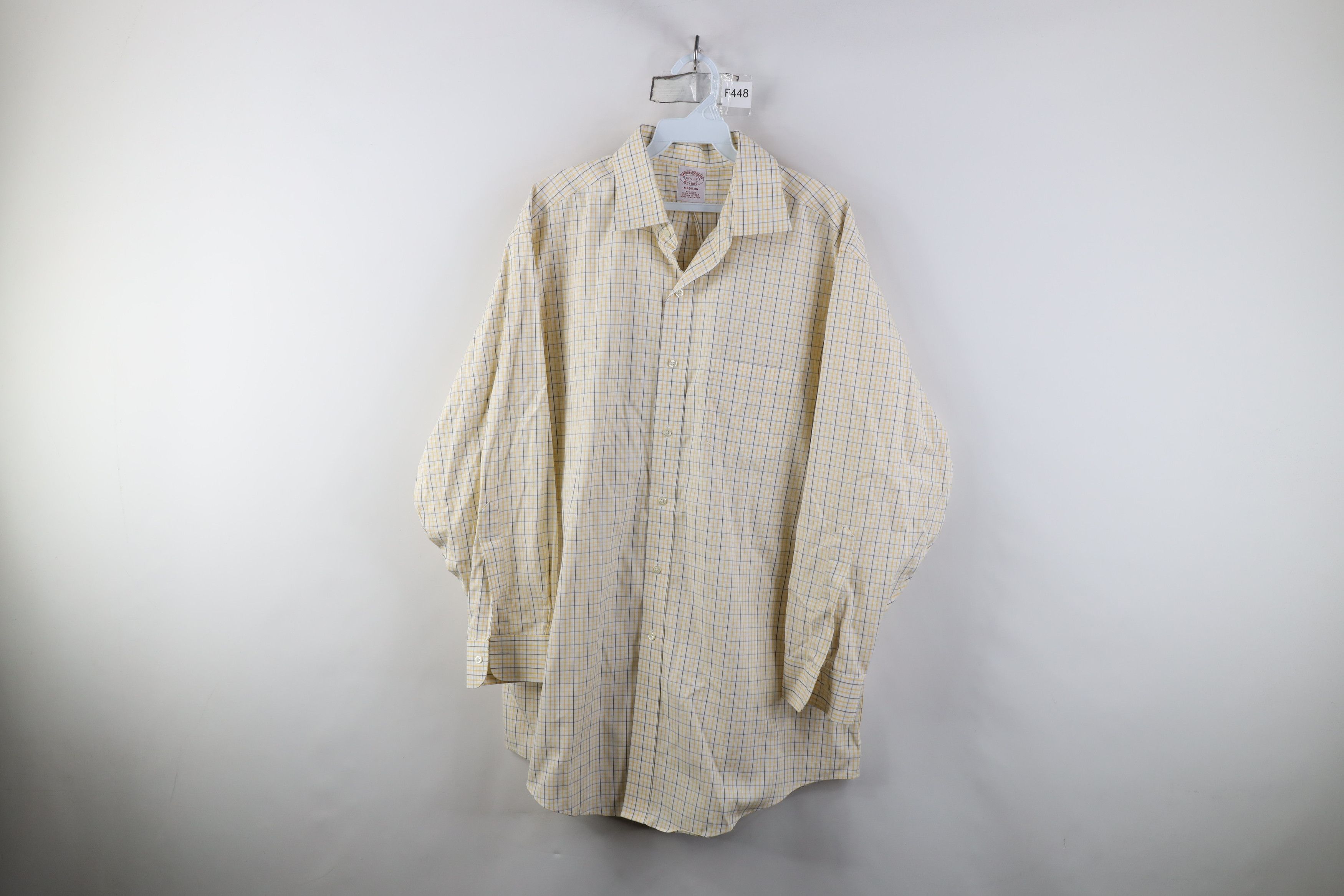 Brooks Brothers Vintage Brooks Brothers Madison Collared Button Shirt Size US M / EU 48-50 / 2 - 1 Thumbnail