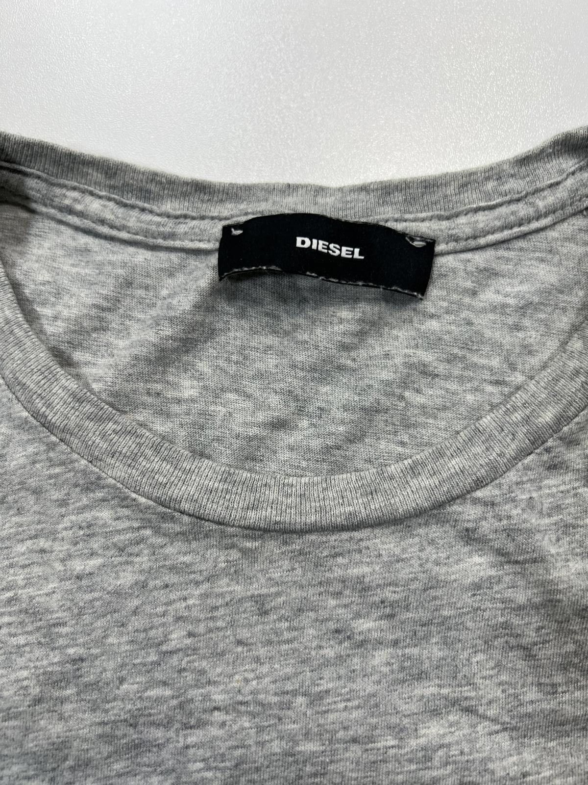 Diesel Diesel Grey Women's T-Shirt with Lipstick Embroidery Size S / US 4 / IT 40 - 4 Thumbnail