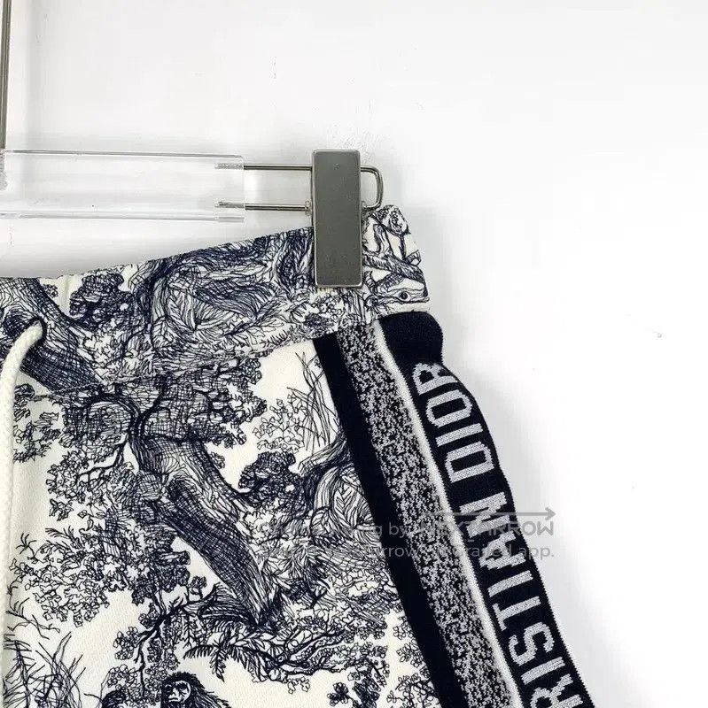 Dior Dior Colorful Cotton Women's Shorts . Size 23" - 2 Thumbnail