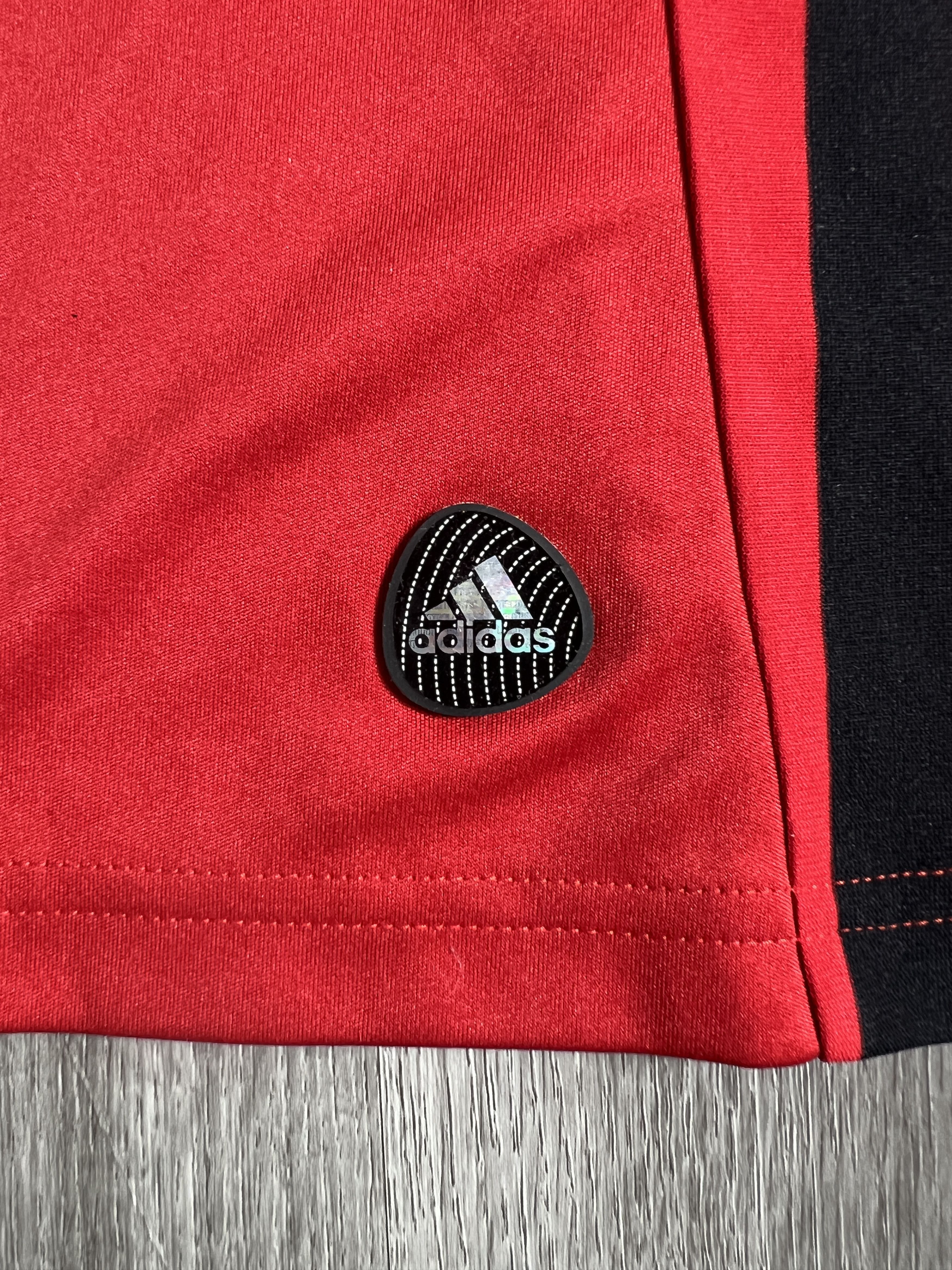 Adidas A.C. Milan 2011-2012 Women's Home Jersey (M) GTME403 Size M / US 6-8 / IT 42-44 - 3 Thumbnail