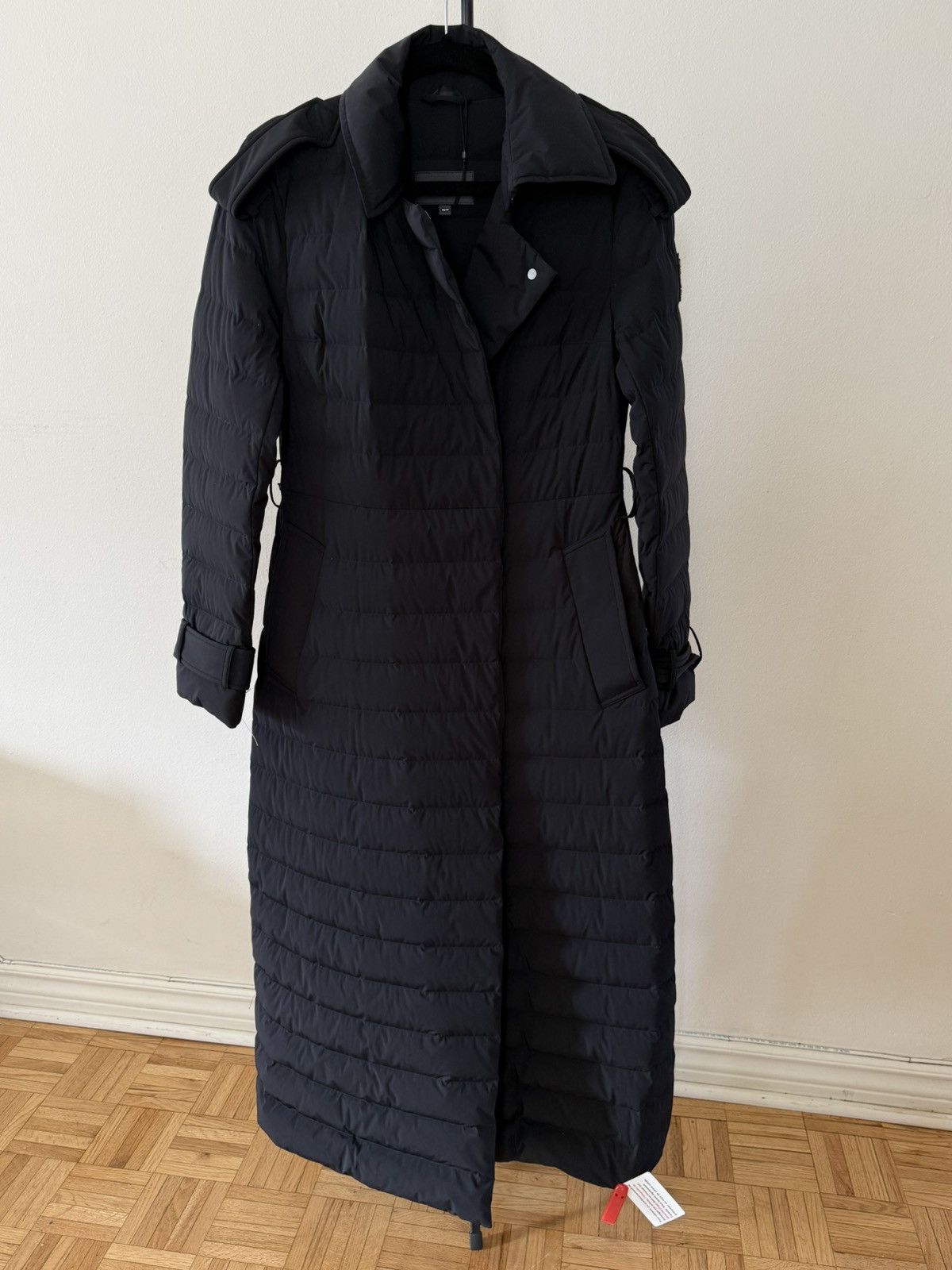 Mackage Mackage Stylish Down Jacket (Black -XS) Size XS / US 0-2 / IT 36-38 - 1 Thumbnail