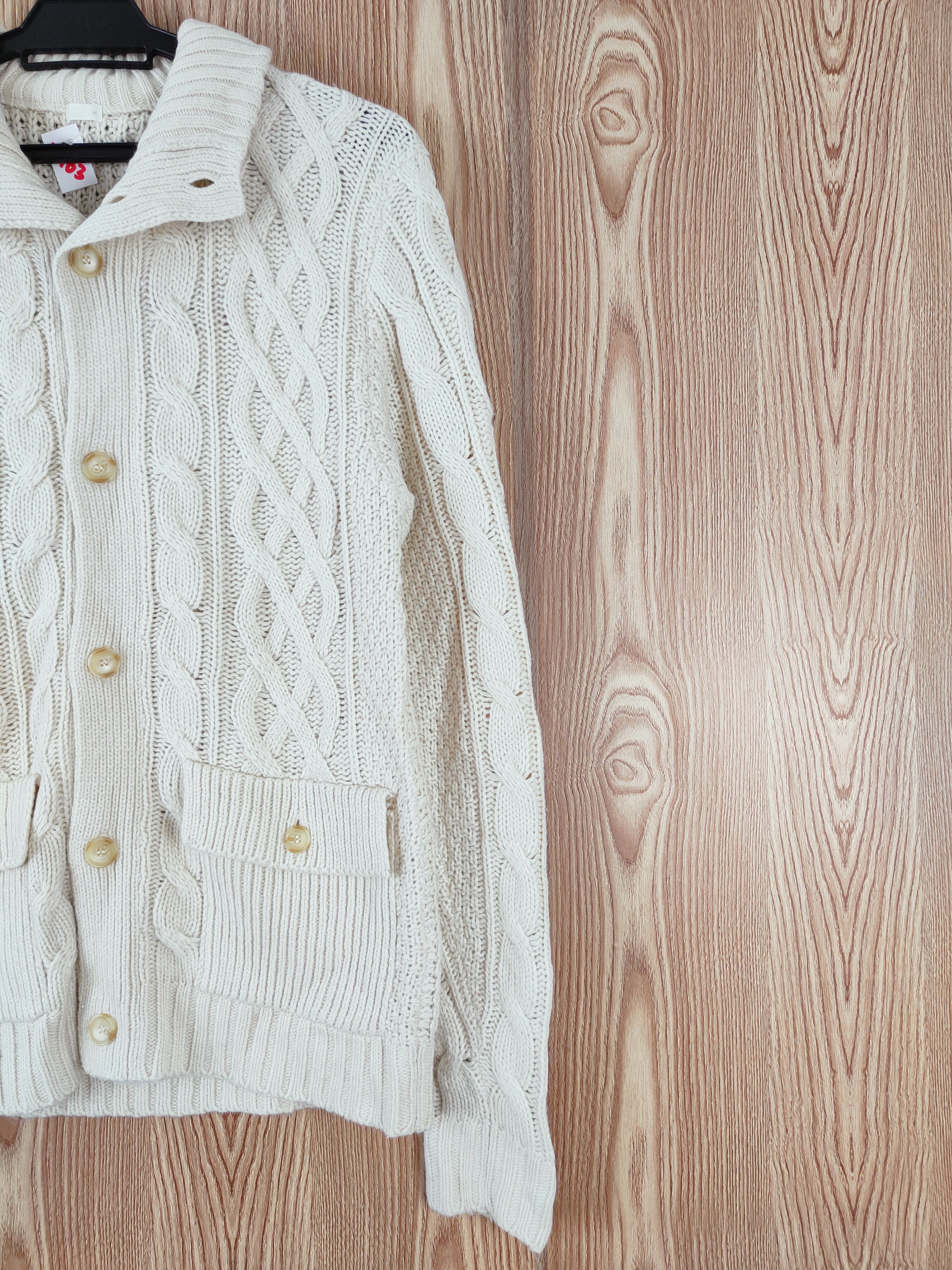 Aran Isles Knitwear × GU × Japanese Brand GU japan Beige cable Knitwear Cardigan #W483 Size US M / EU 48-50 / 2 - 5 Thumbnail