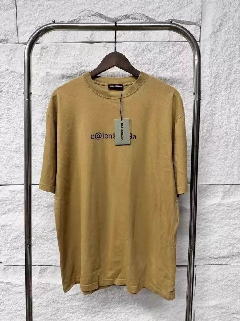 Balenciaga Balenciaga Mailbox Short Sleeve Size US M / EU 48-50 / 2 - 1 Thumbnail