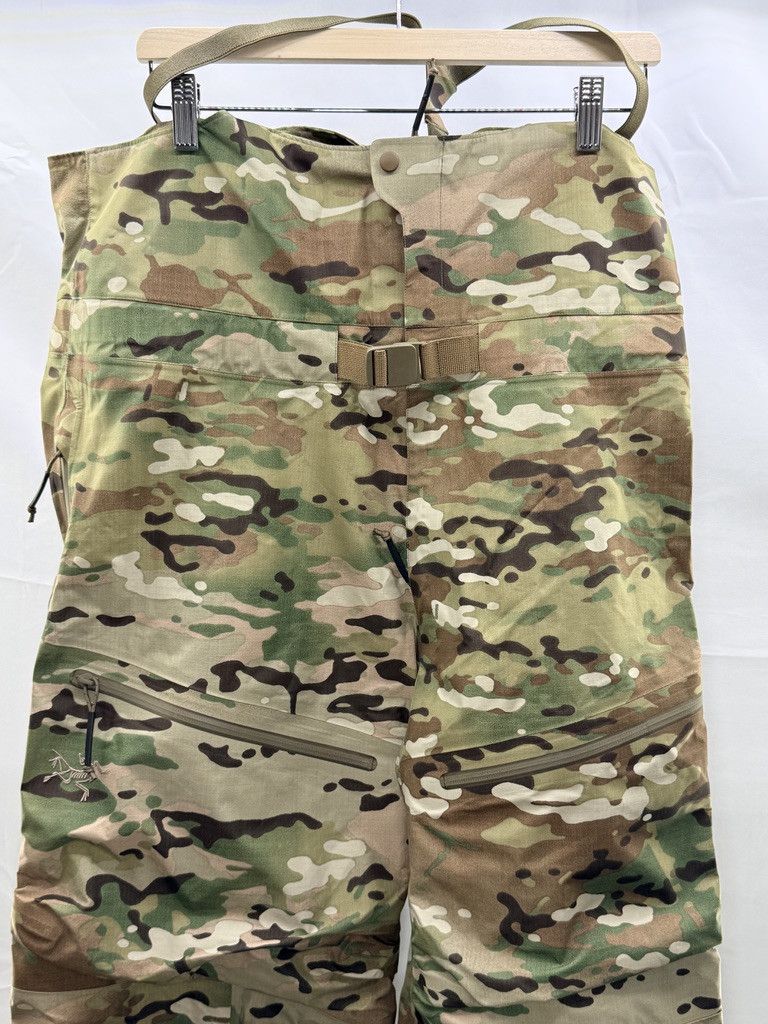 Arc'teryx ARCTERYX LEAF Alpha Gen 2 Multicam Gore Tex Pro Bib Pant Size US 39 - 2 Thumbnail