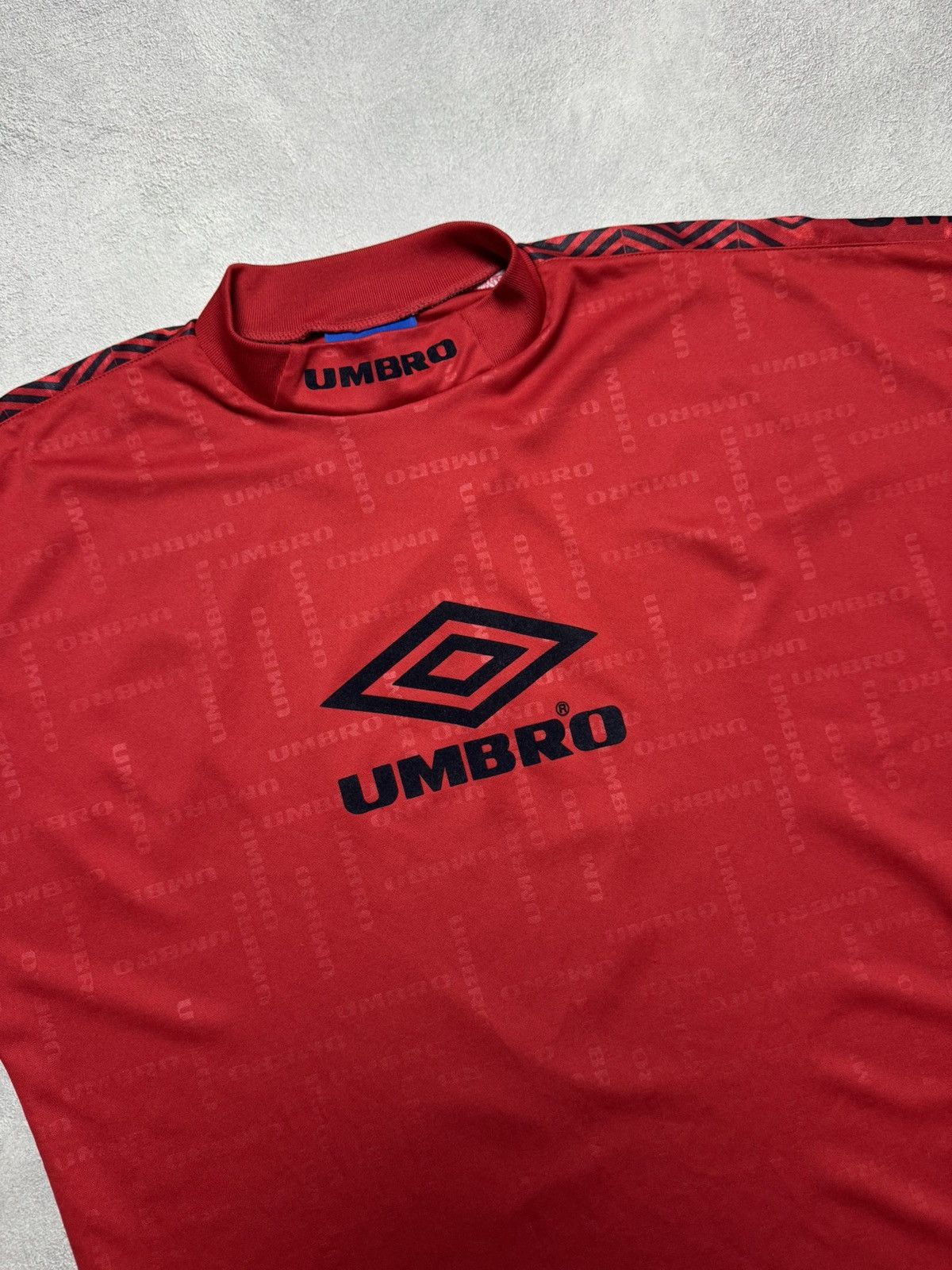 Umbro 1990s Umbro Template Football Shirt Soccer Jersey Vintage Size US L / EU 52-54 / 3 - 3 Thumbnail