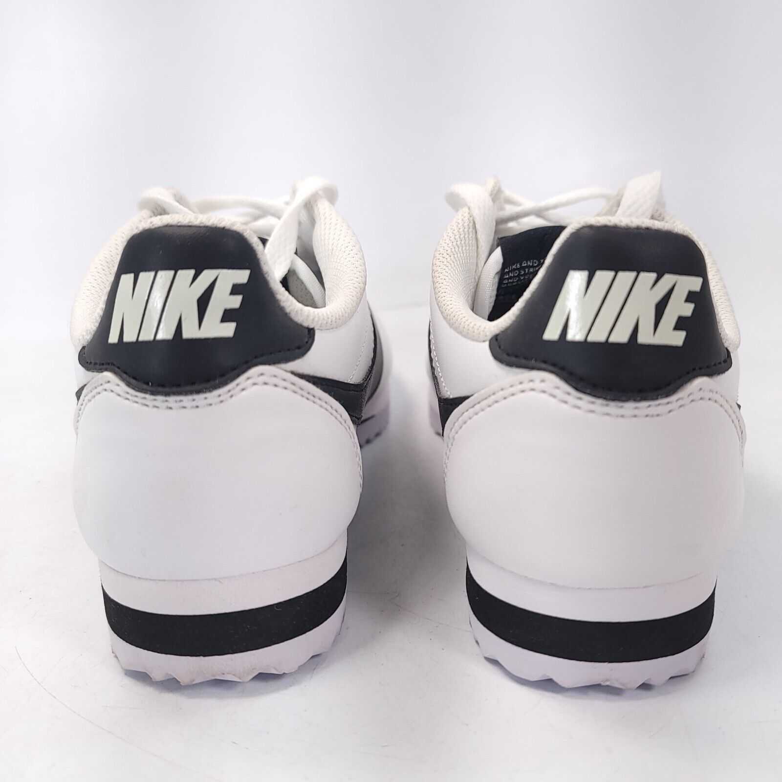 Nike Nike Classic Cortez Shoe Women Size 5 807471-101 White Black Size US 5 / IT 35 - 3 Thumbnail