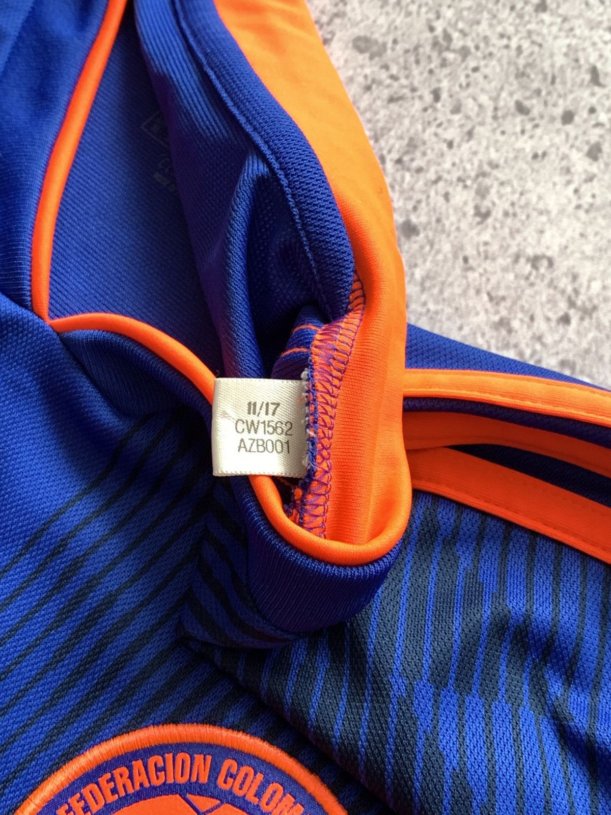 Adidas 🔥ADIDAS COLUMBIA 2018 WORLD CUP AWAY SOCCER JERSEY SHIRT Size US XL / EU 56 / 4 - 8 Thumbnail