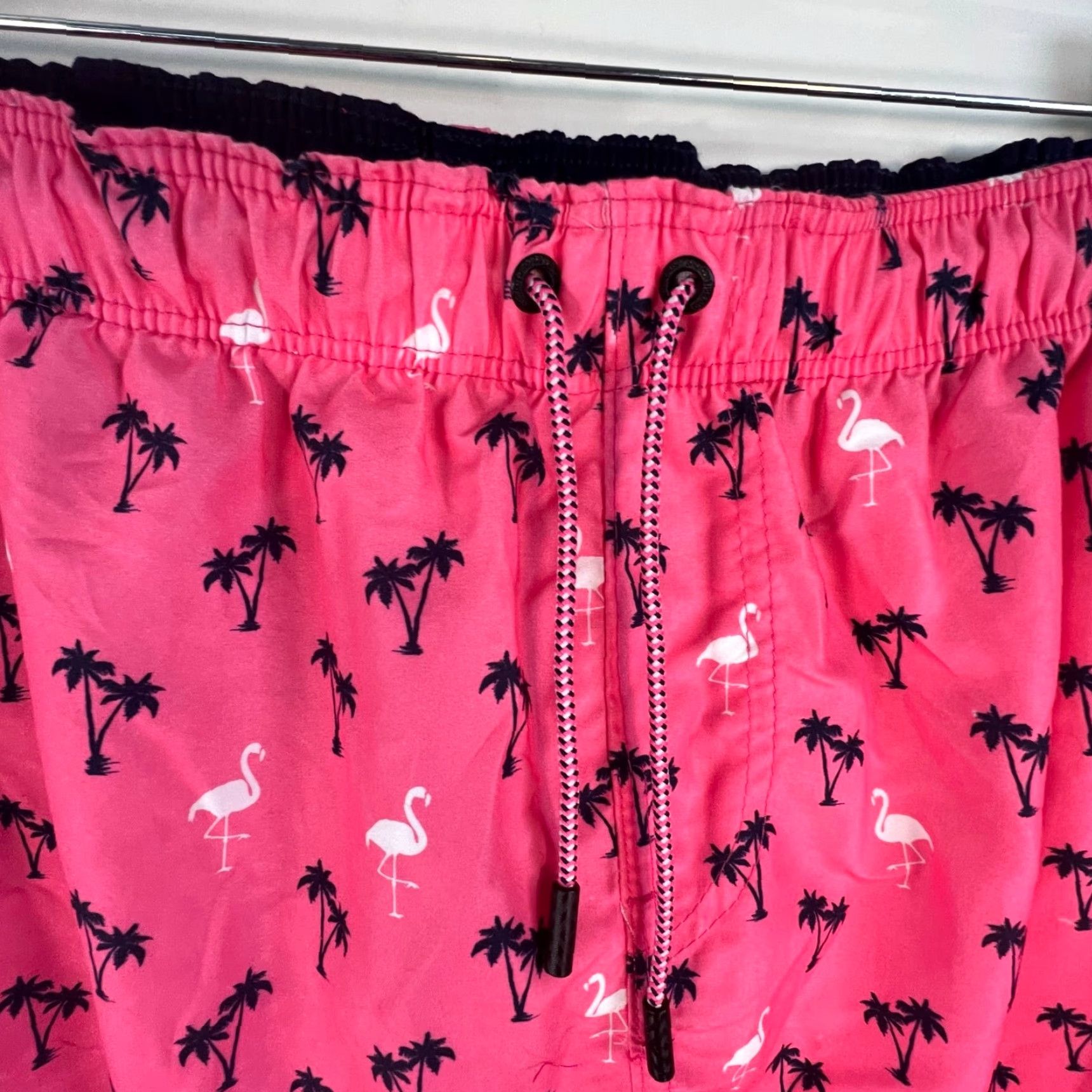 Vintage Broken Threads Surf Swim Trunks Adult XL Pink Flamingos Pockets Men Regular Size XL Pink Flamingos Surf Trunks 90s? Size US 36 / EU 52 - 2 Thumbnail